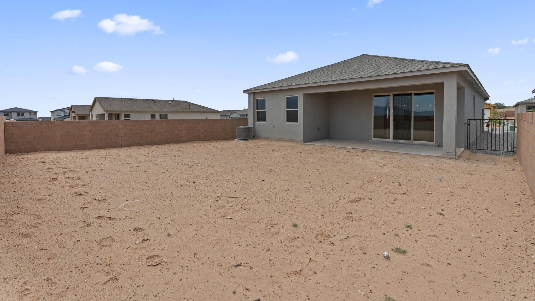 Photo 17 — 6726 Clayton Drive NE