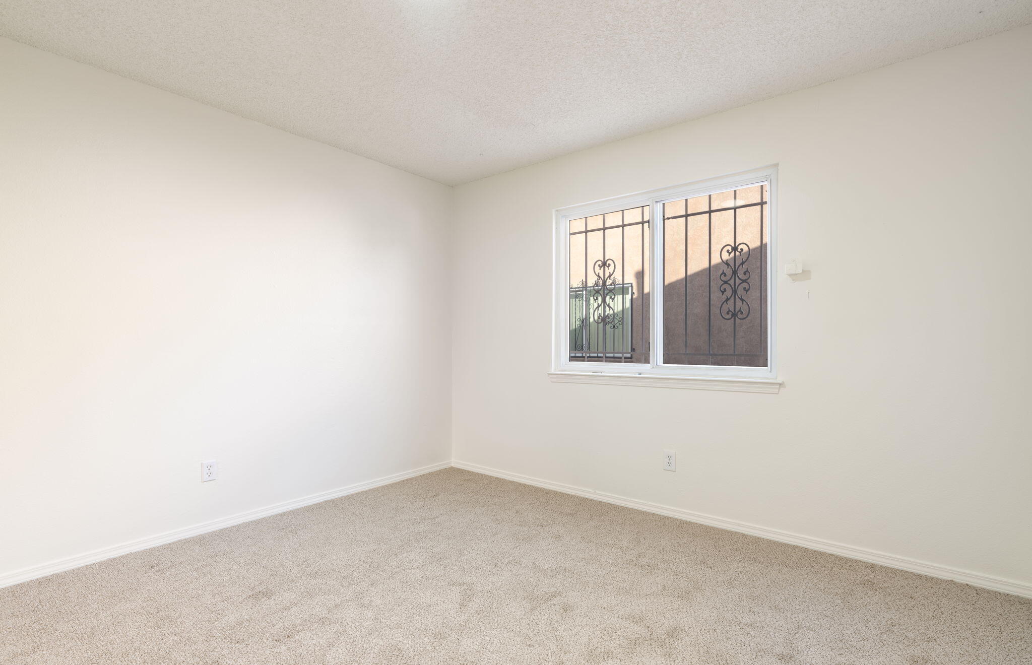Photo 4 — 6116 Cuesta Place NW