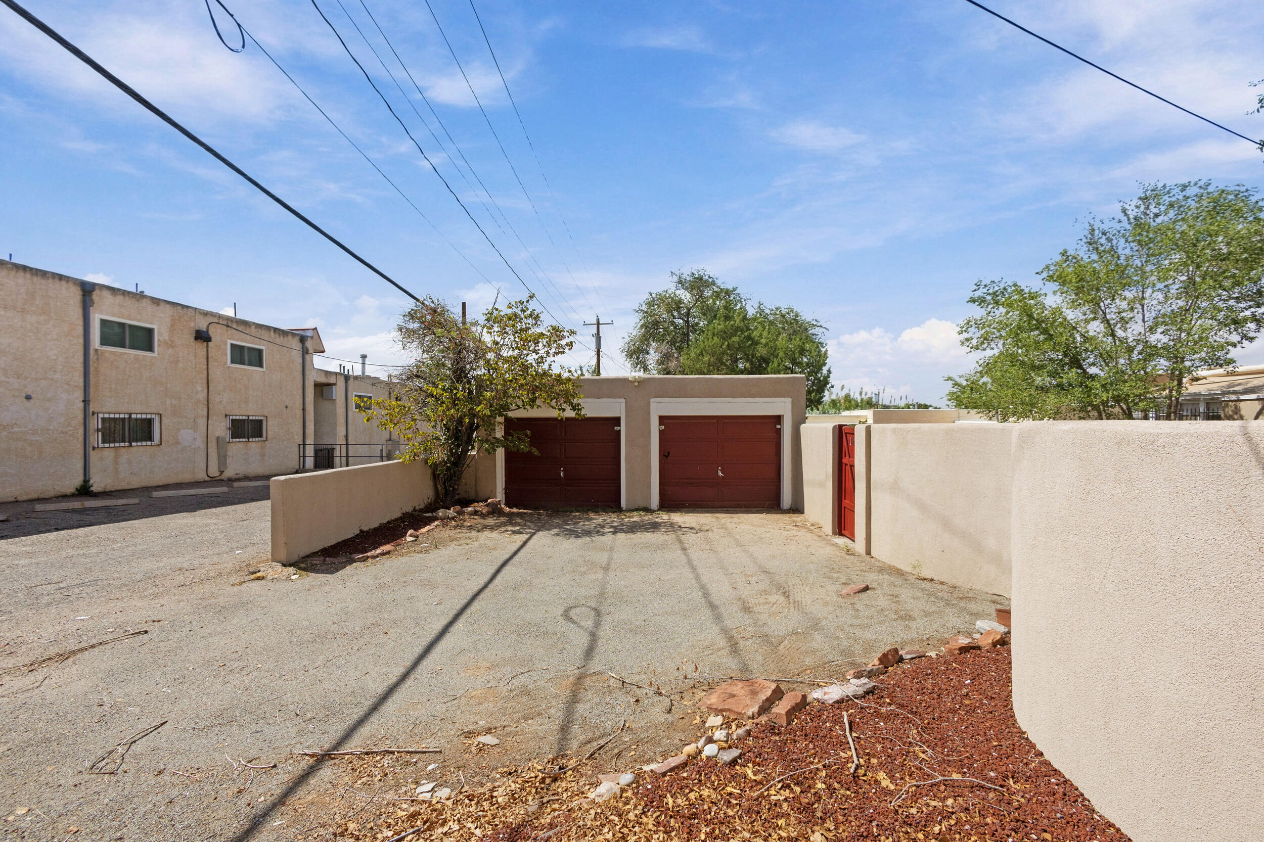 Photo 6 — 1812 Silver Avenue SE