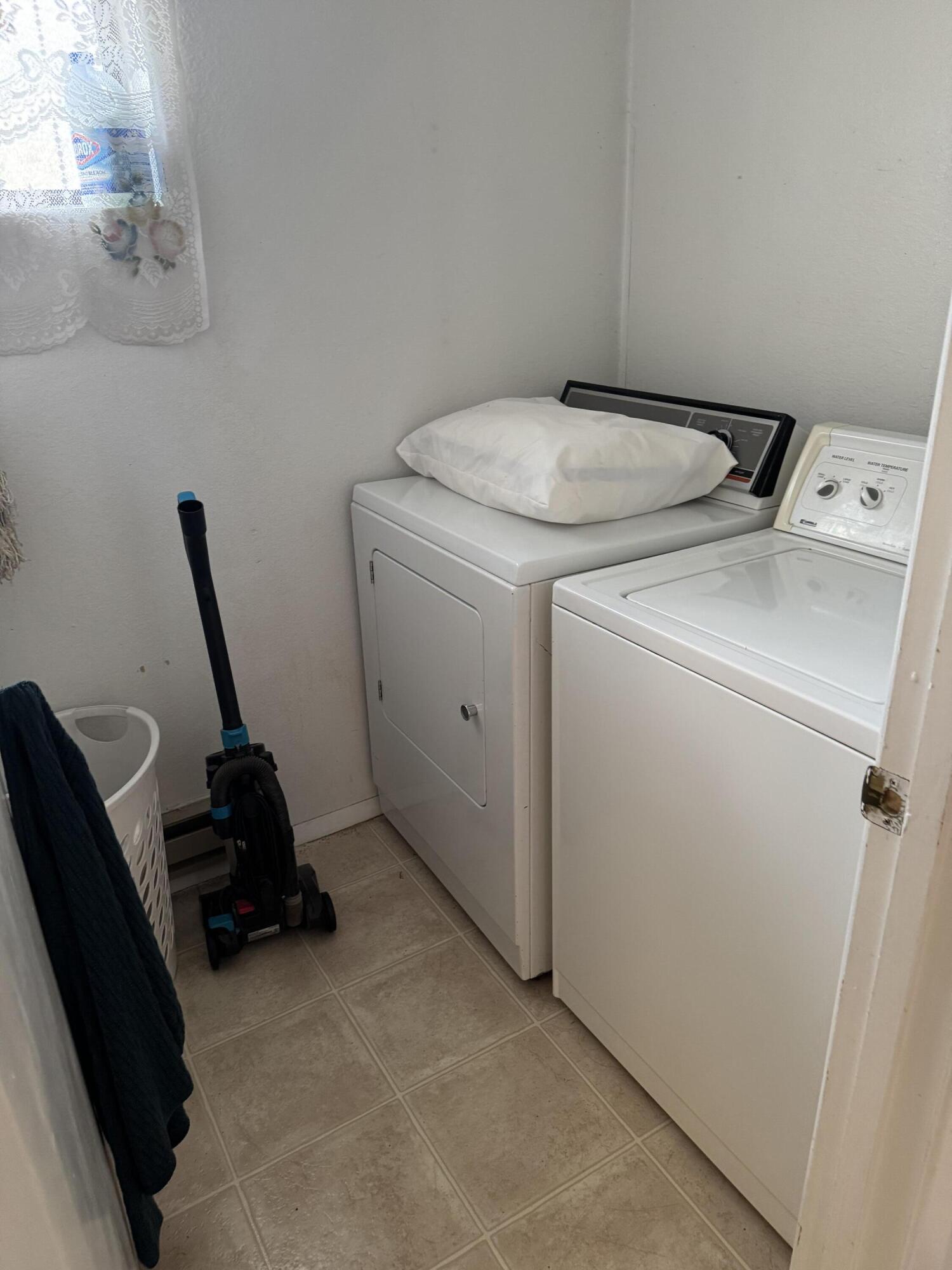Photo 7 — 708 Don Pedro Court