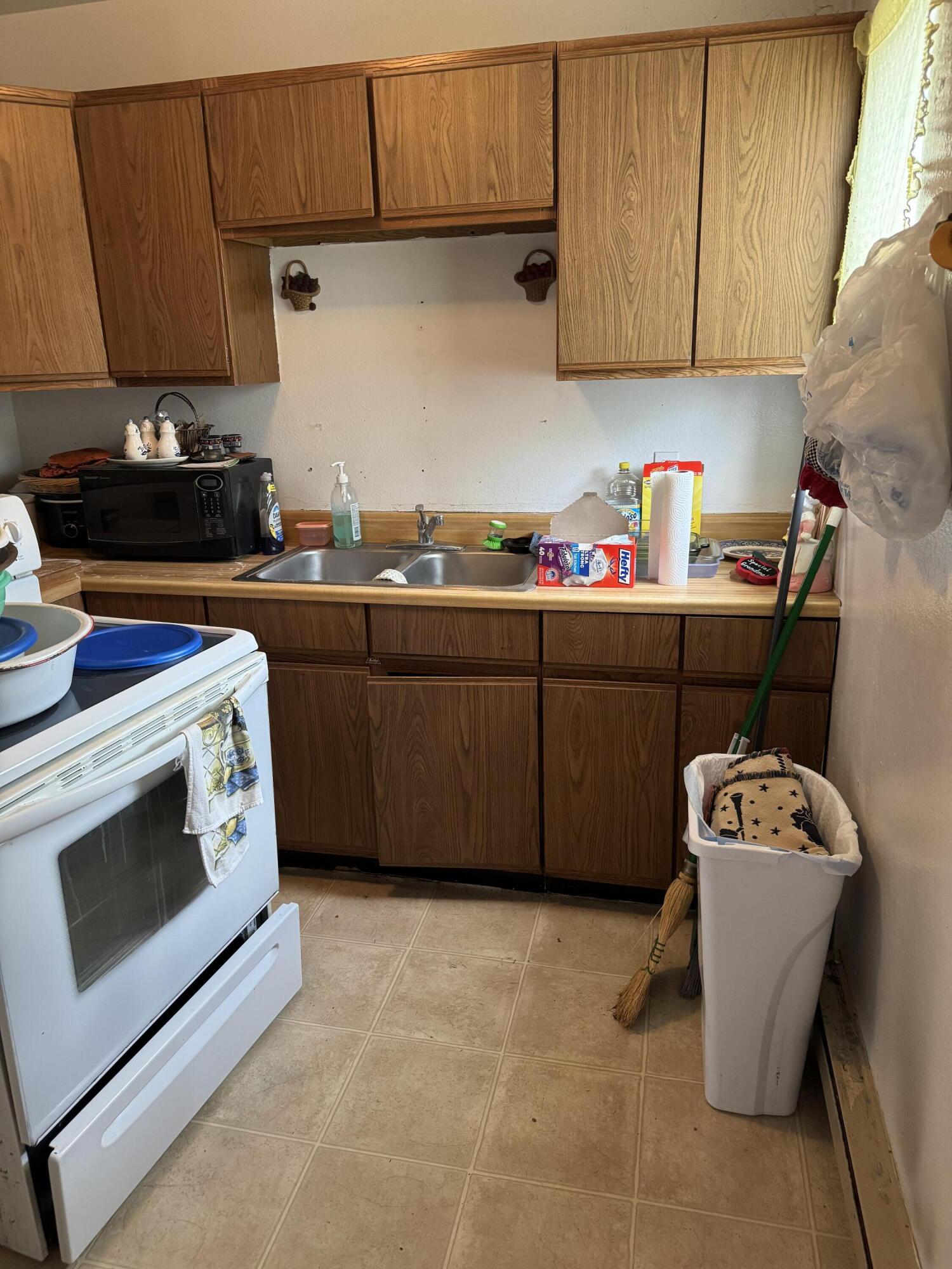 Photo 3 — 708 Don Pedro Court