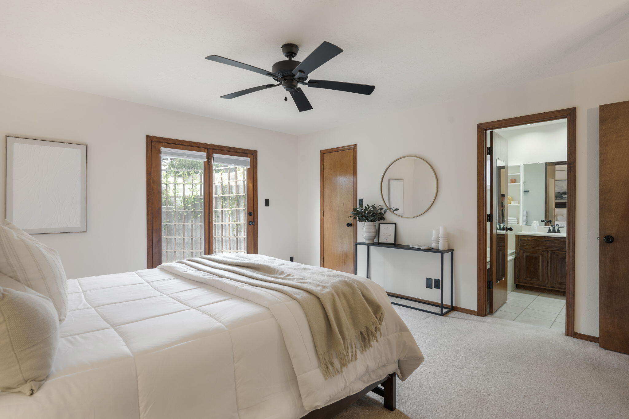Photo 17 — 9311 Freedom Way NE
