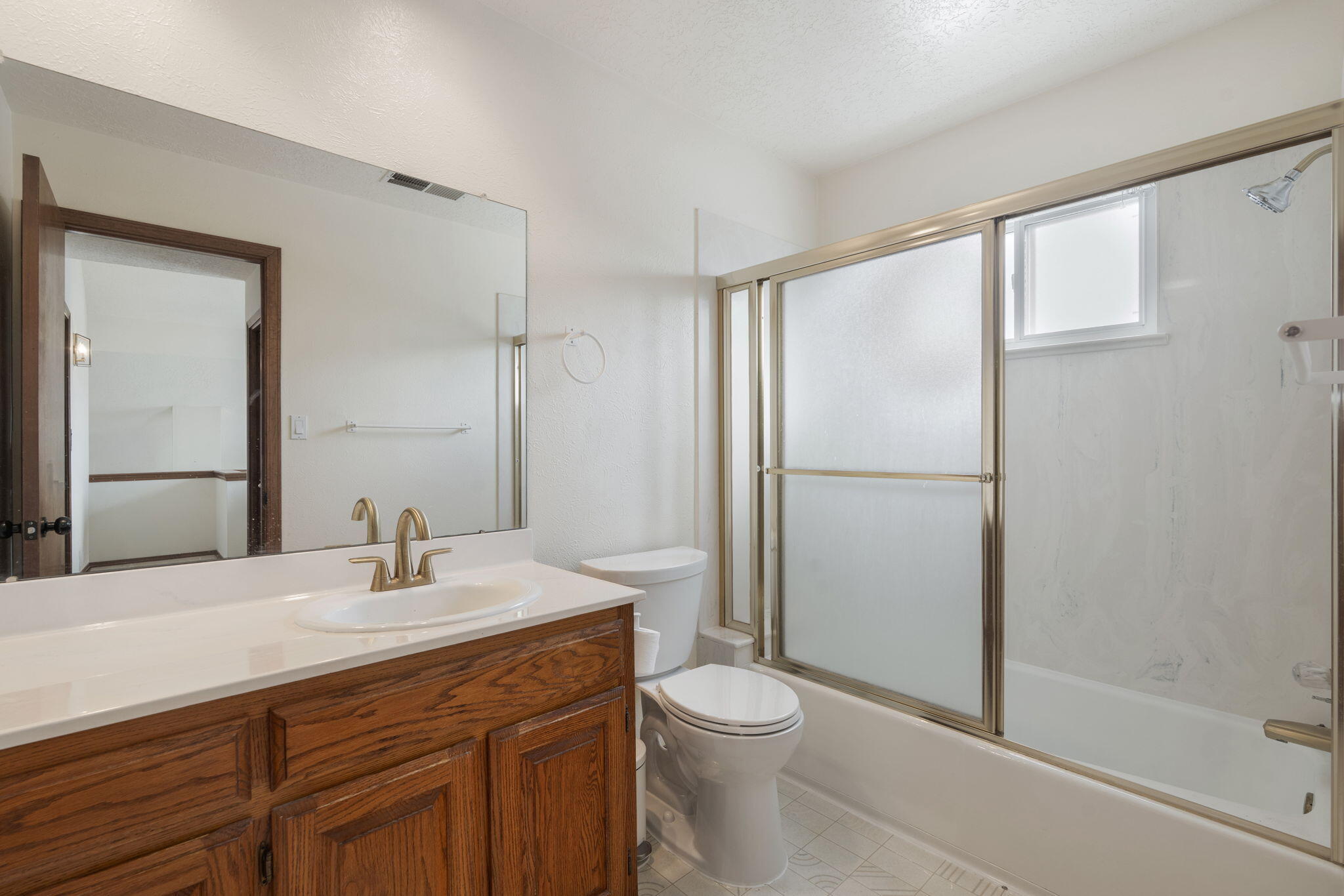 Photo 10 — 9311 Freedom Way NE