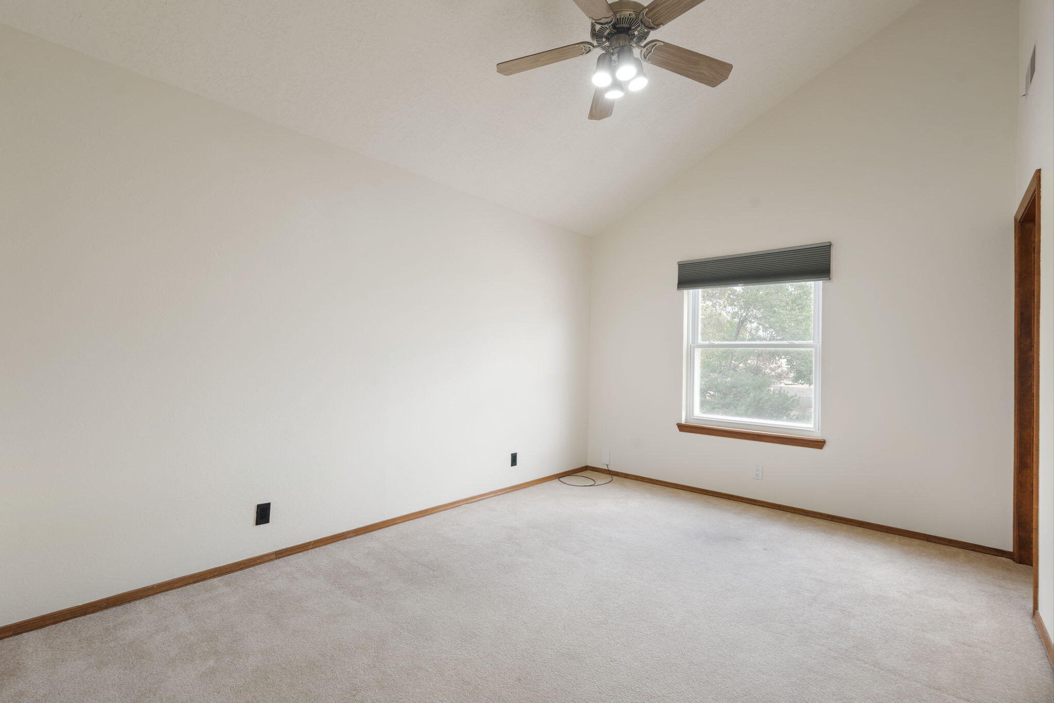 Photo 7 — 9311 Freedom Way NE