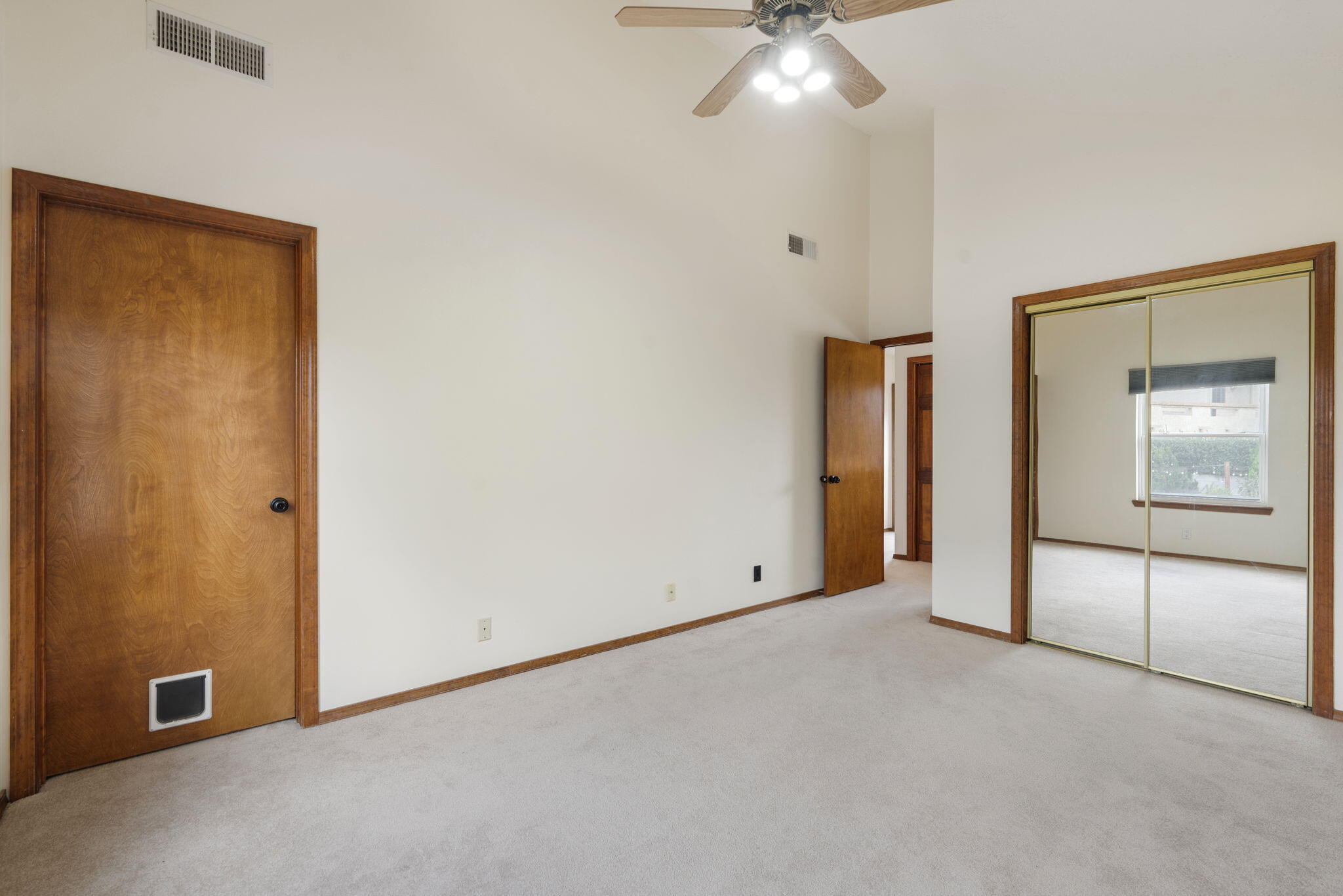 Photo 6 — 9311 Freedom Way NE