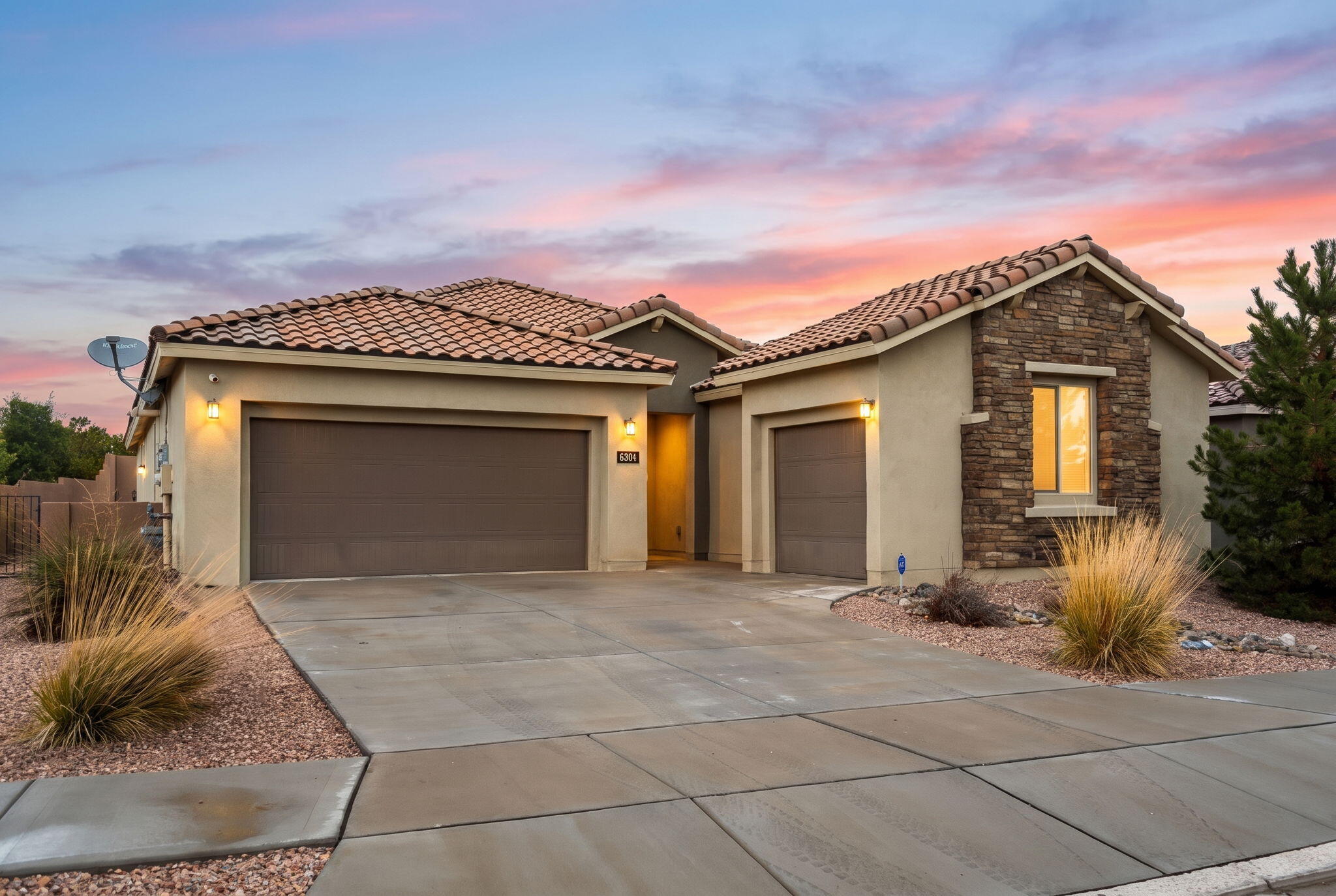6304 Acadia Lane NE, Rio Rancho, NM 87144