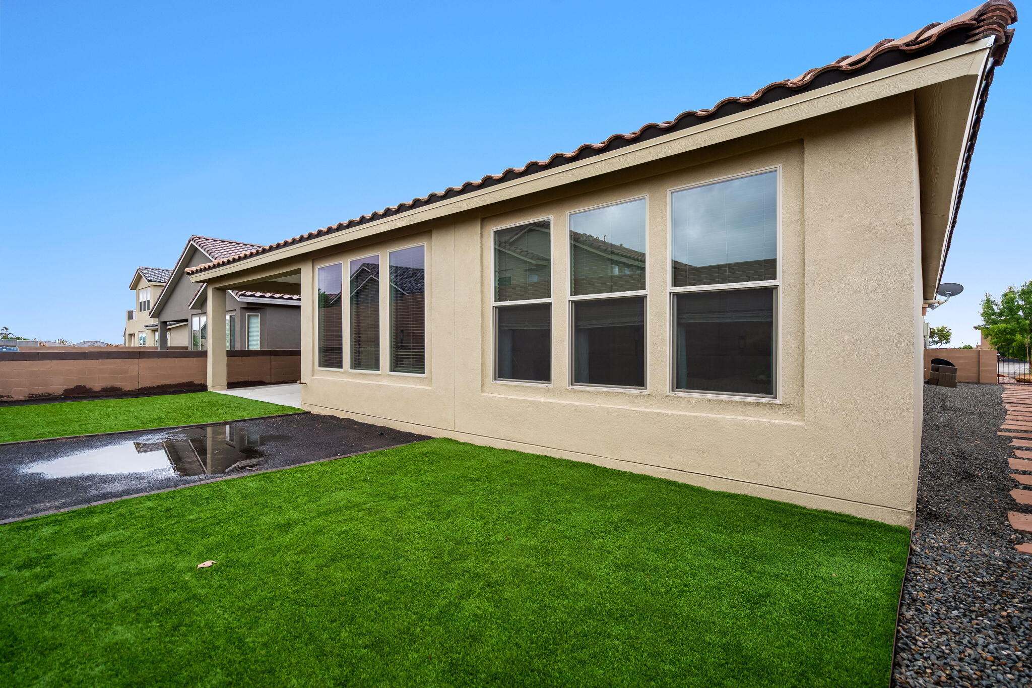 Photo 4 — 6304 Acadia Lane NE
