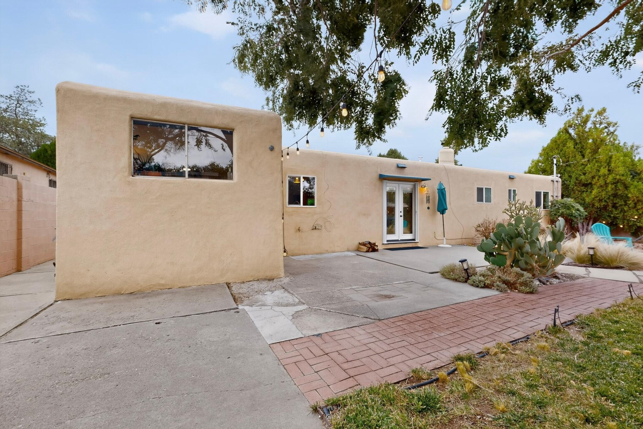 Photo 6 — 9805 Mesa Arriba Avenue NE