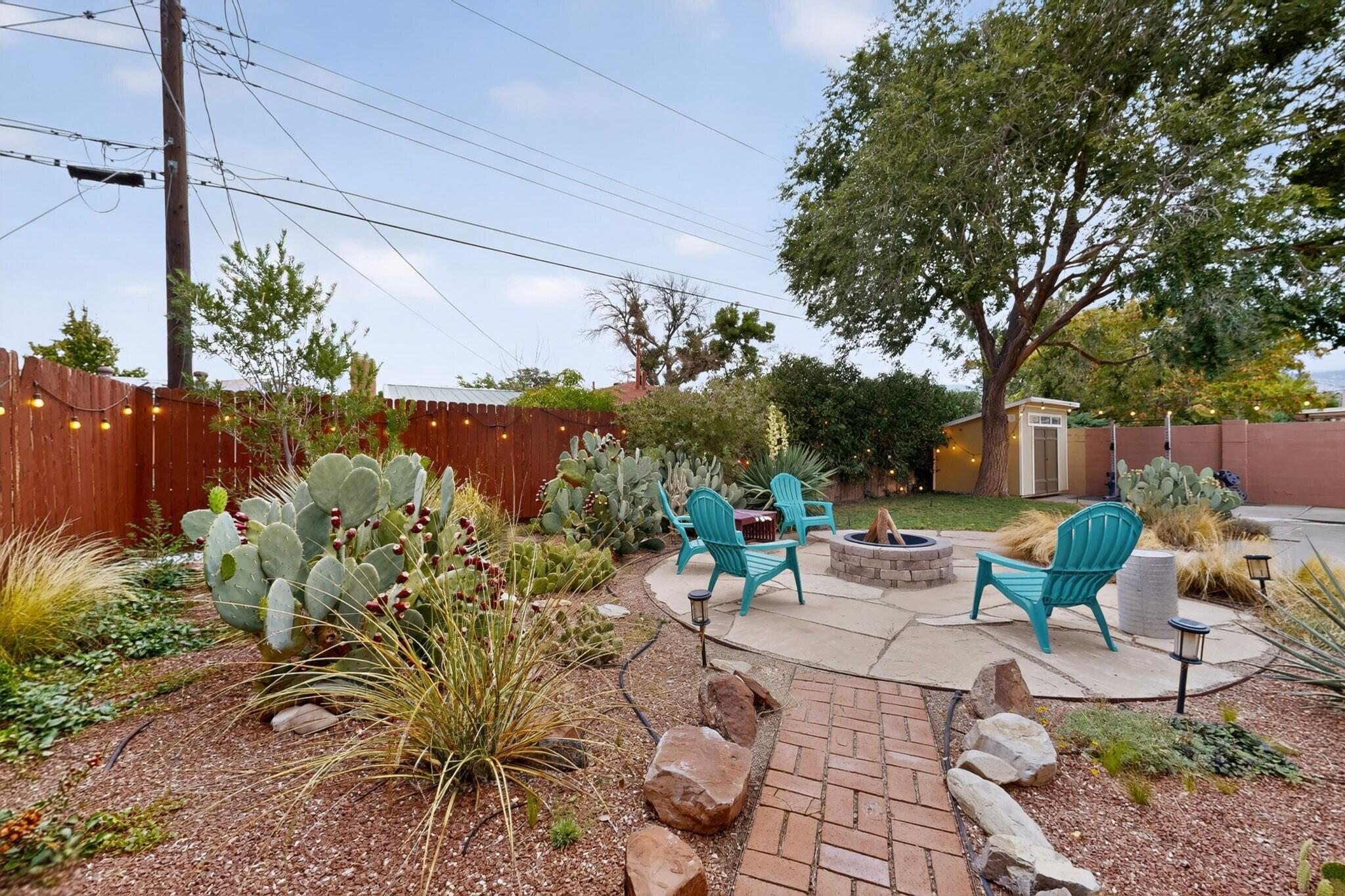Photo 5 — 9805 Mesa Arriba Avenue NE