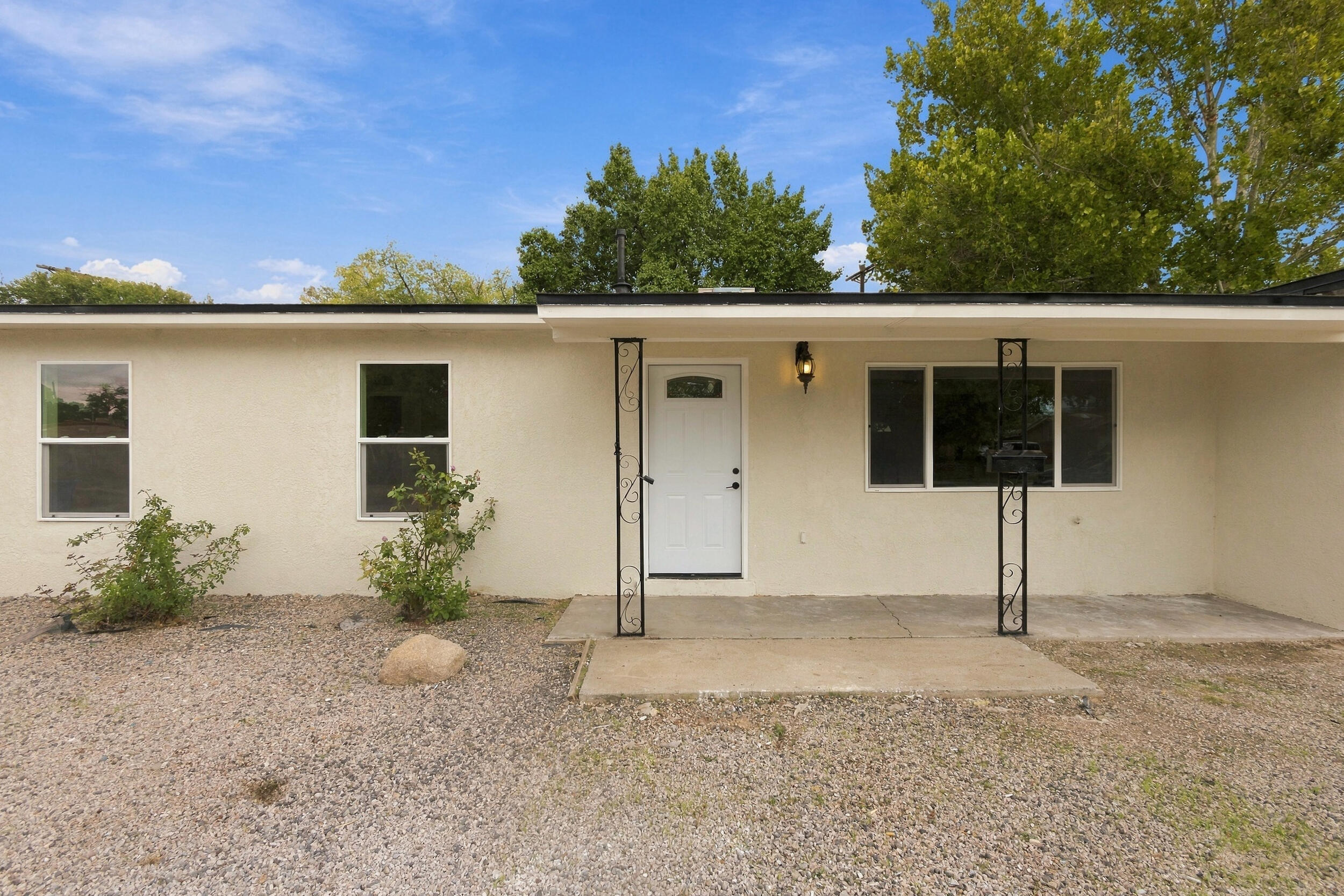 Photo 4 — 307 Osage Place SW