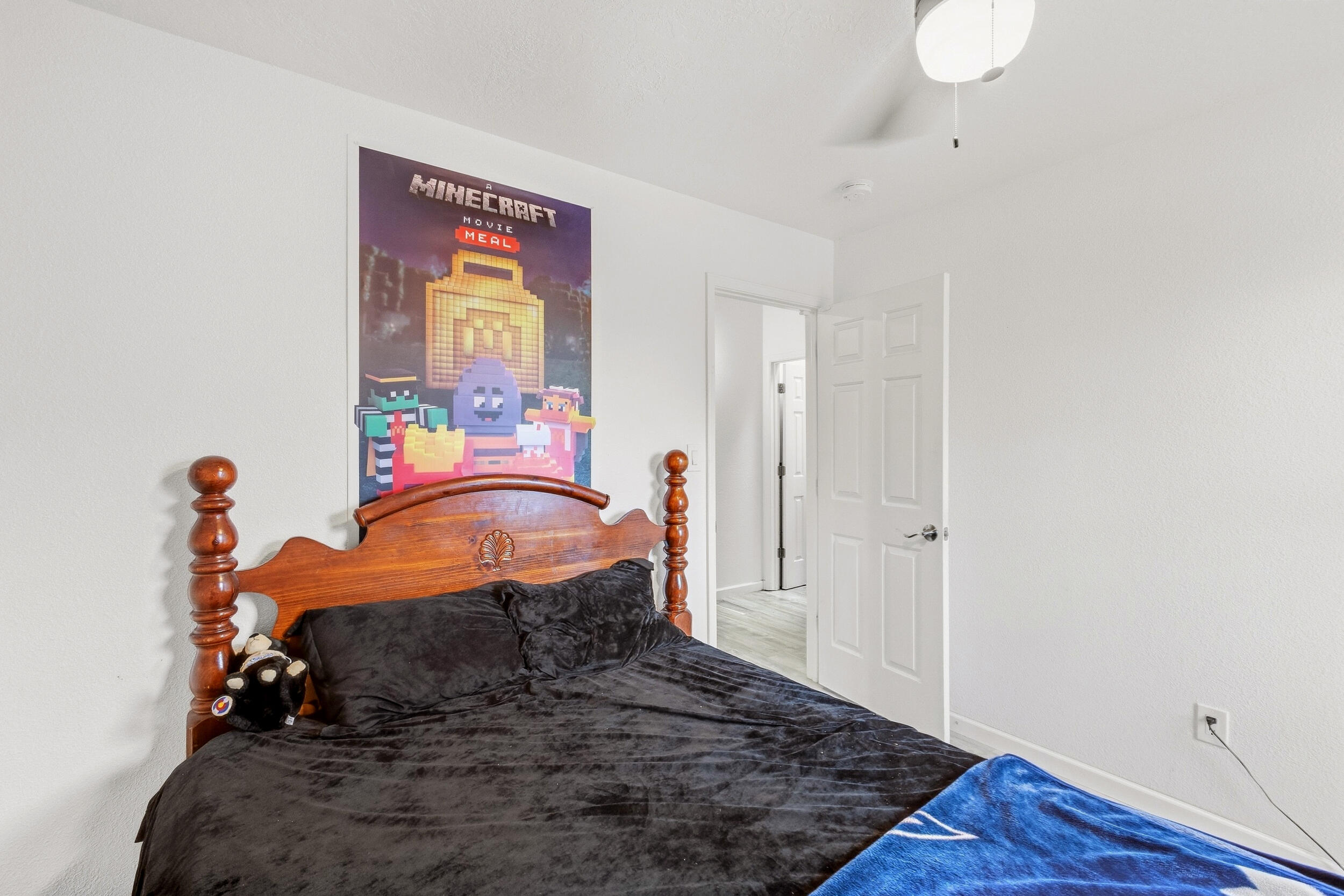 Photo 13 — 6819 Toratolla Court NW