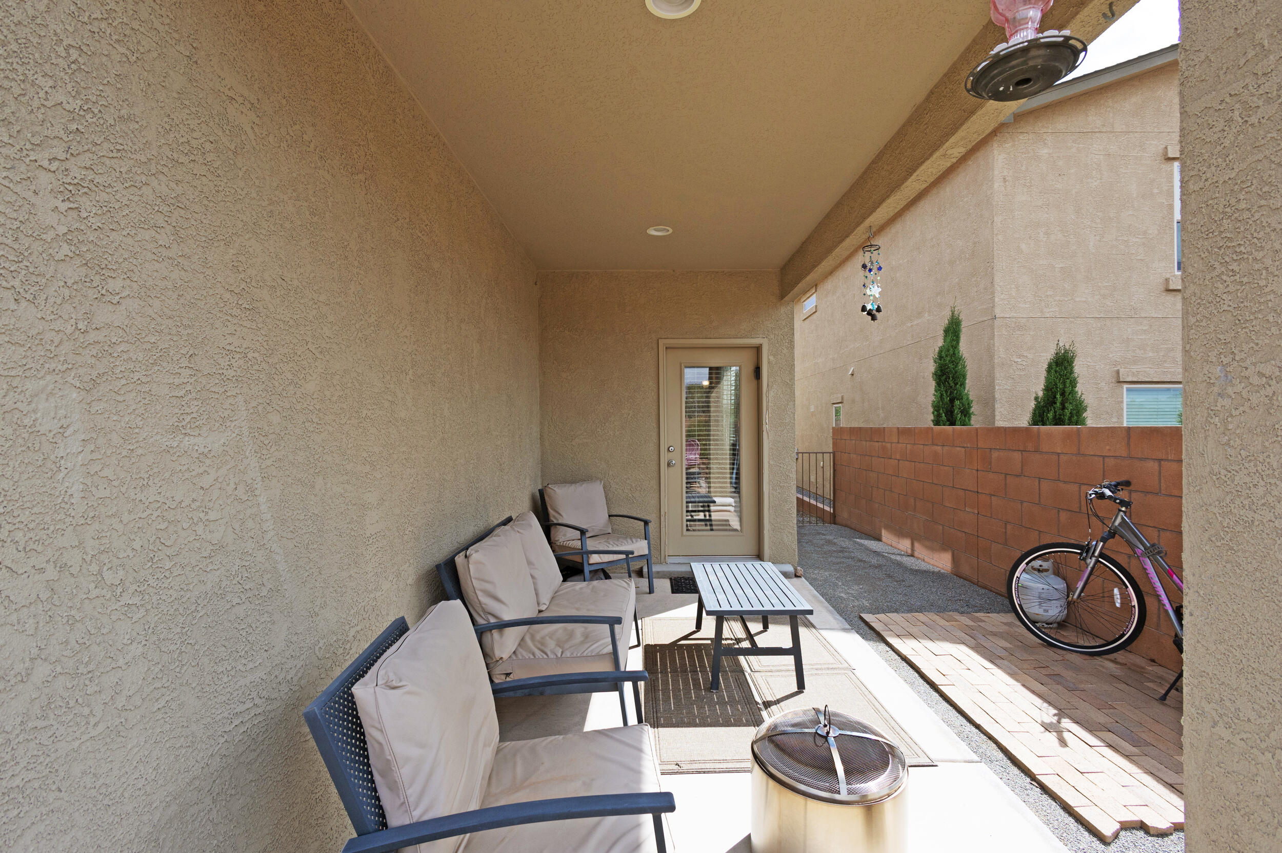 Photo 4 — 5725 Colfax Court NE
