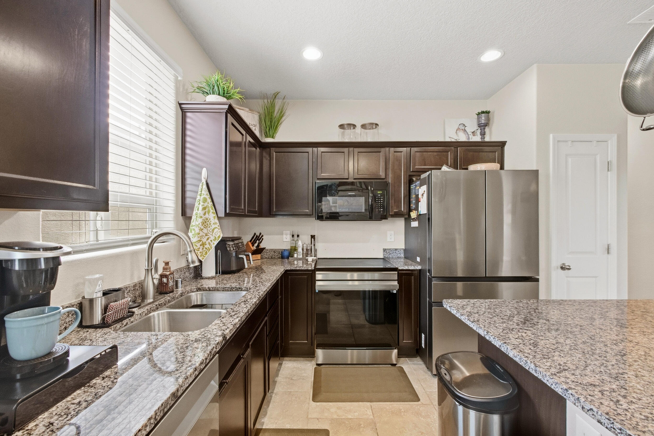Photo 14 — 5725 Colfax Court NE