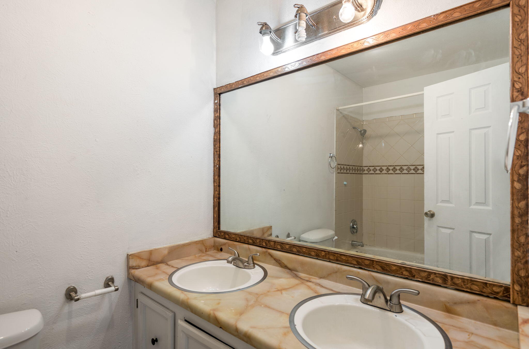 Photo 12 — 1212 La Poblana Road NW