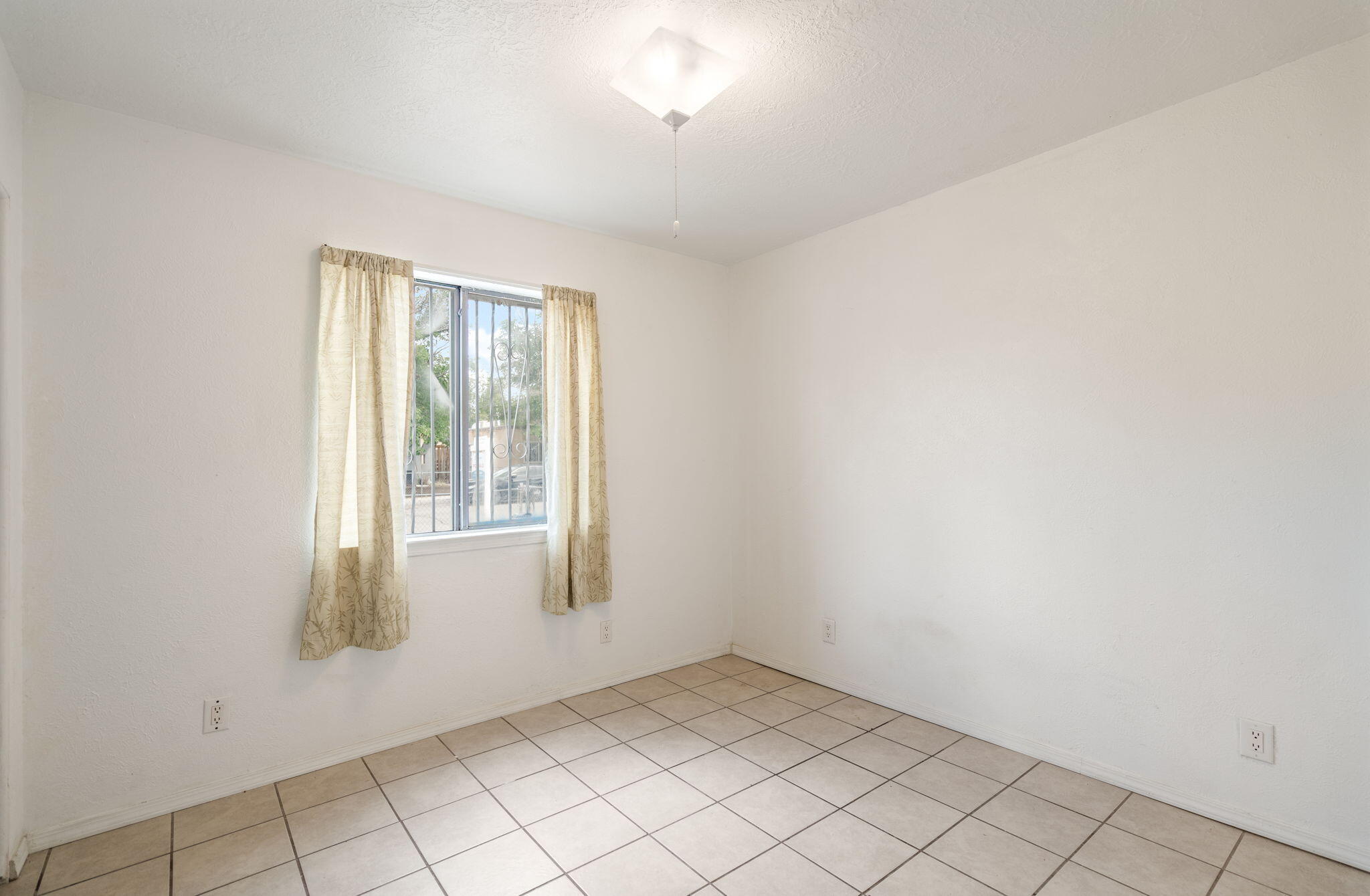 Photo 11 — 1212 La Poblana Road NW