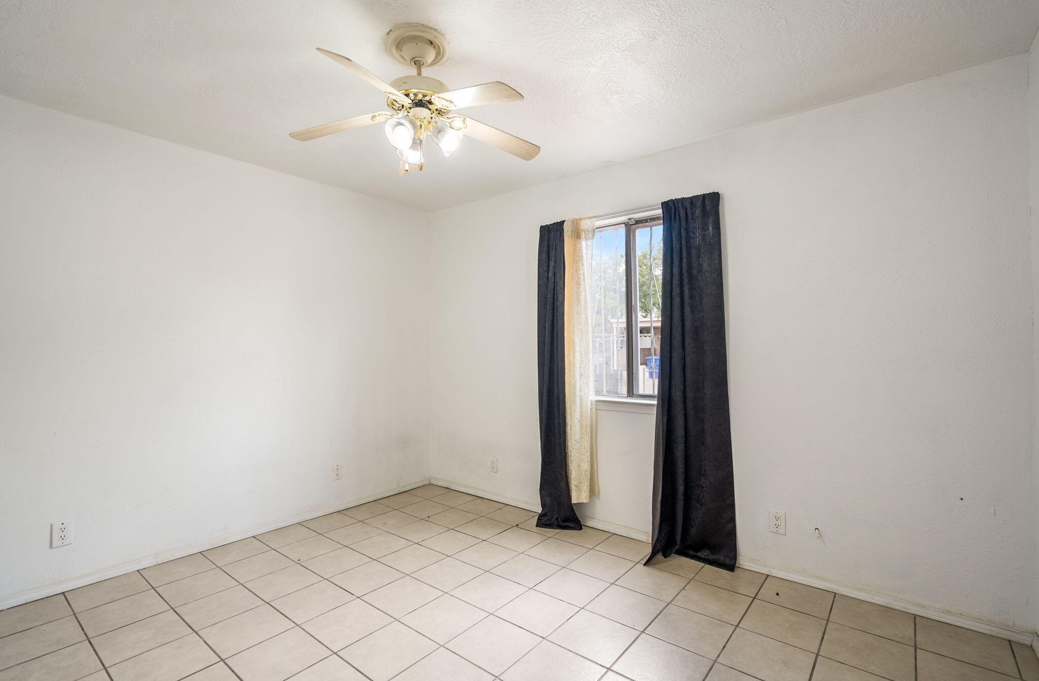 Photo 9 — 1212 La Poblana Road NW