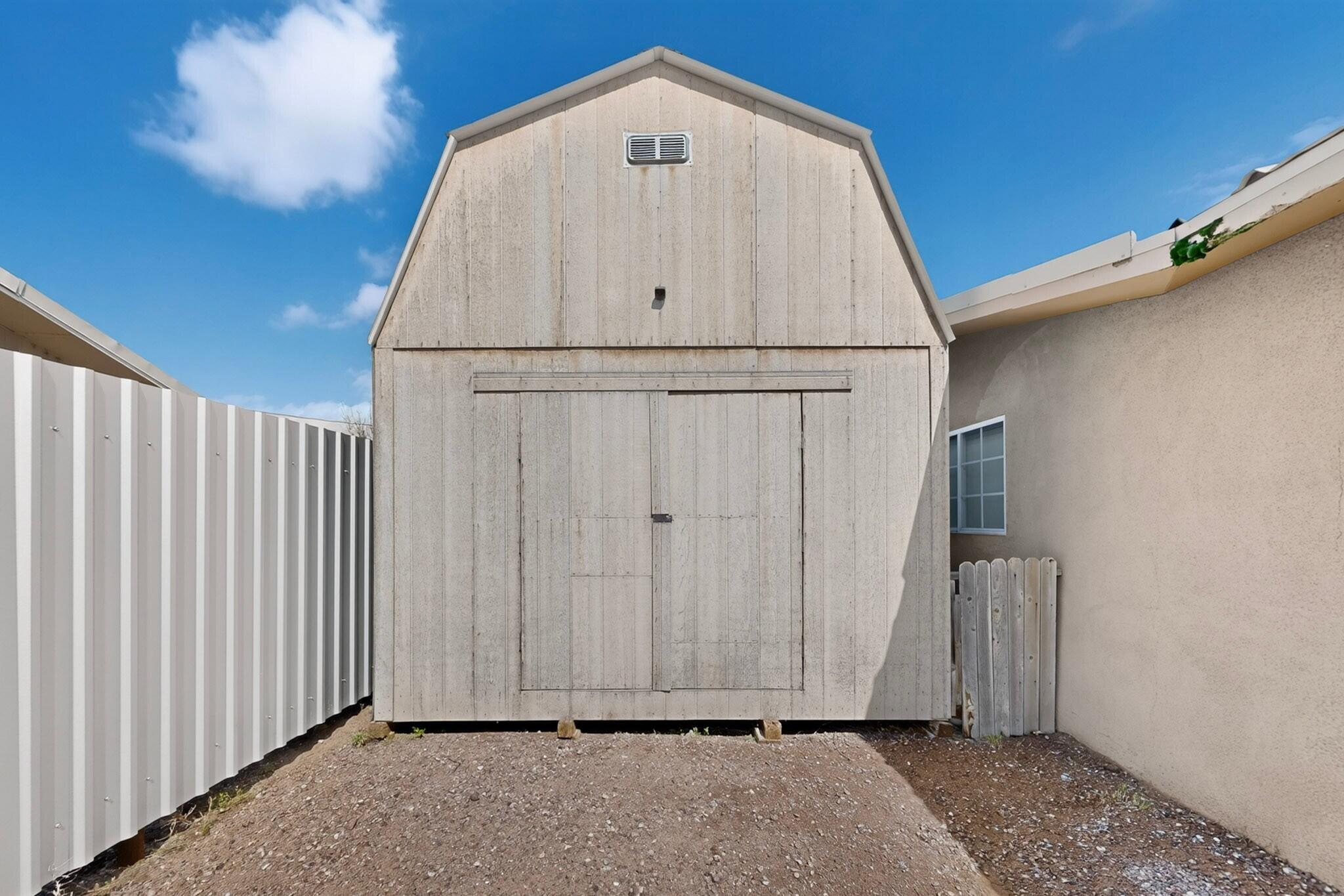 Photo 6 — 1207 Drake Street