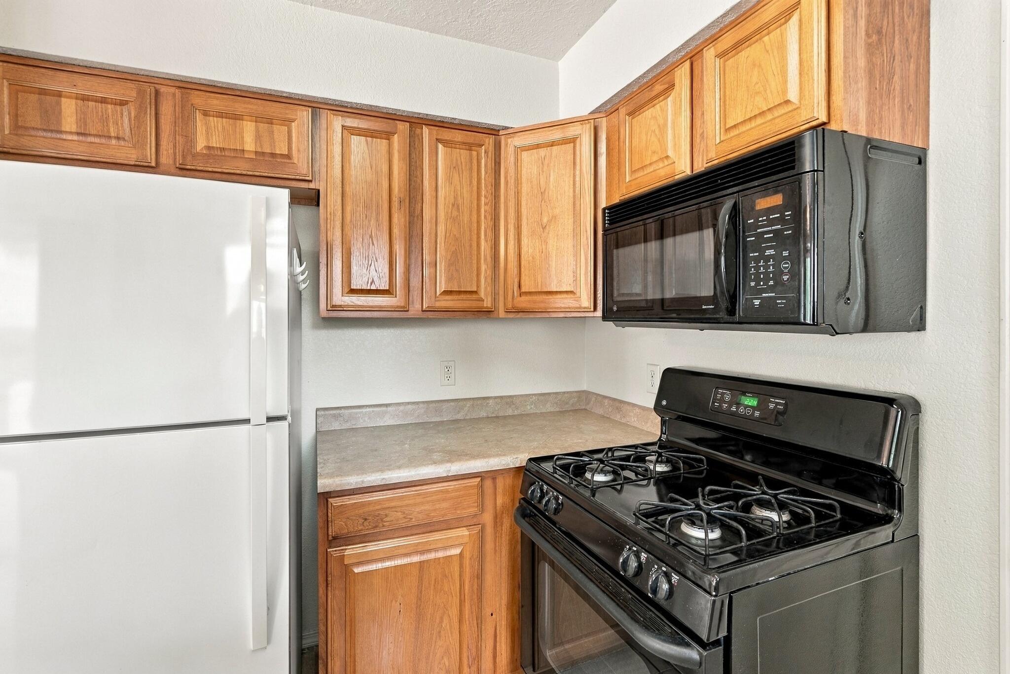 Photo 8 — 1004 Mineral Way 1