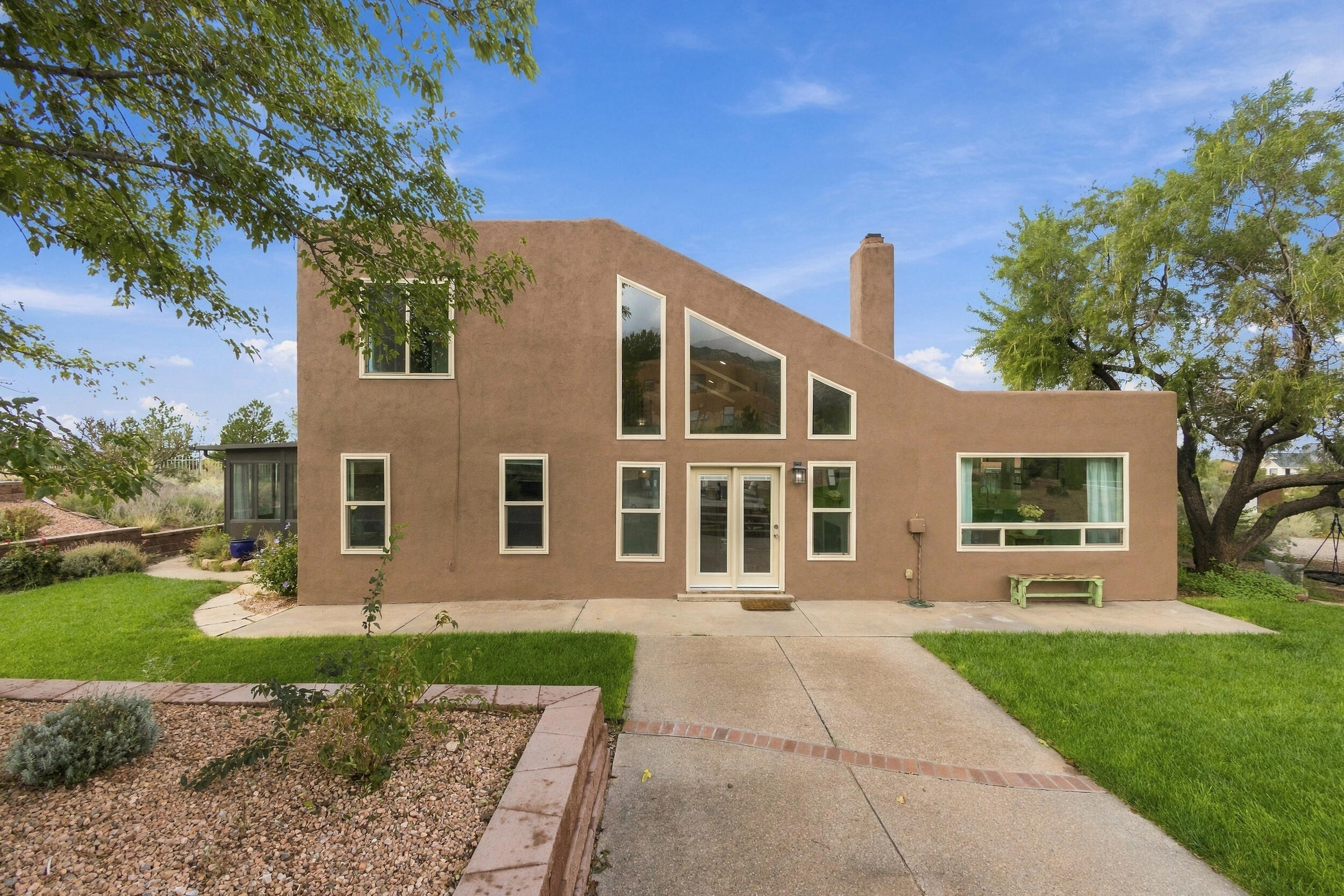 Photo 12 — 12501 Oakland Avenue NE