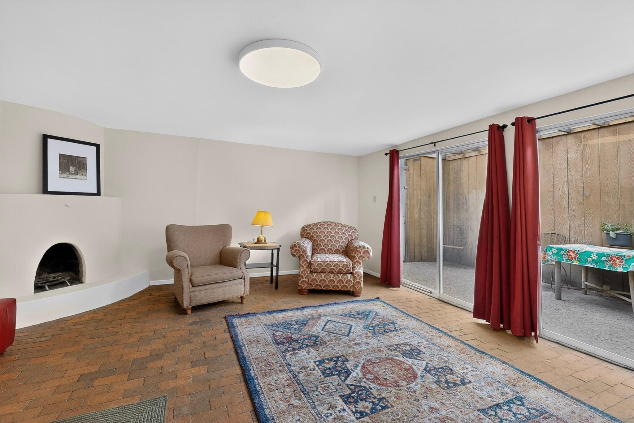 Photo 15 — 314 12th Street NW