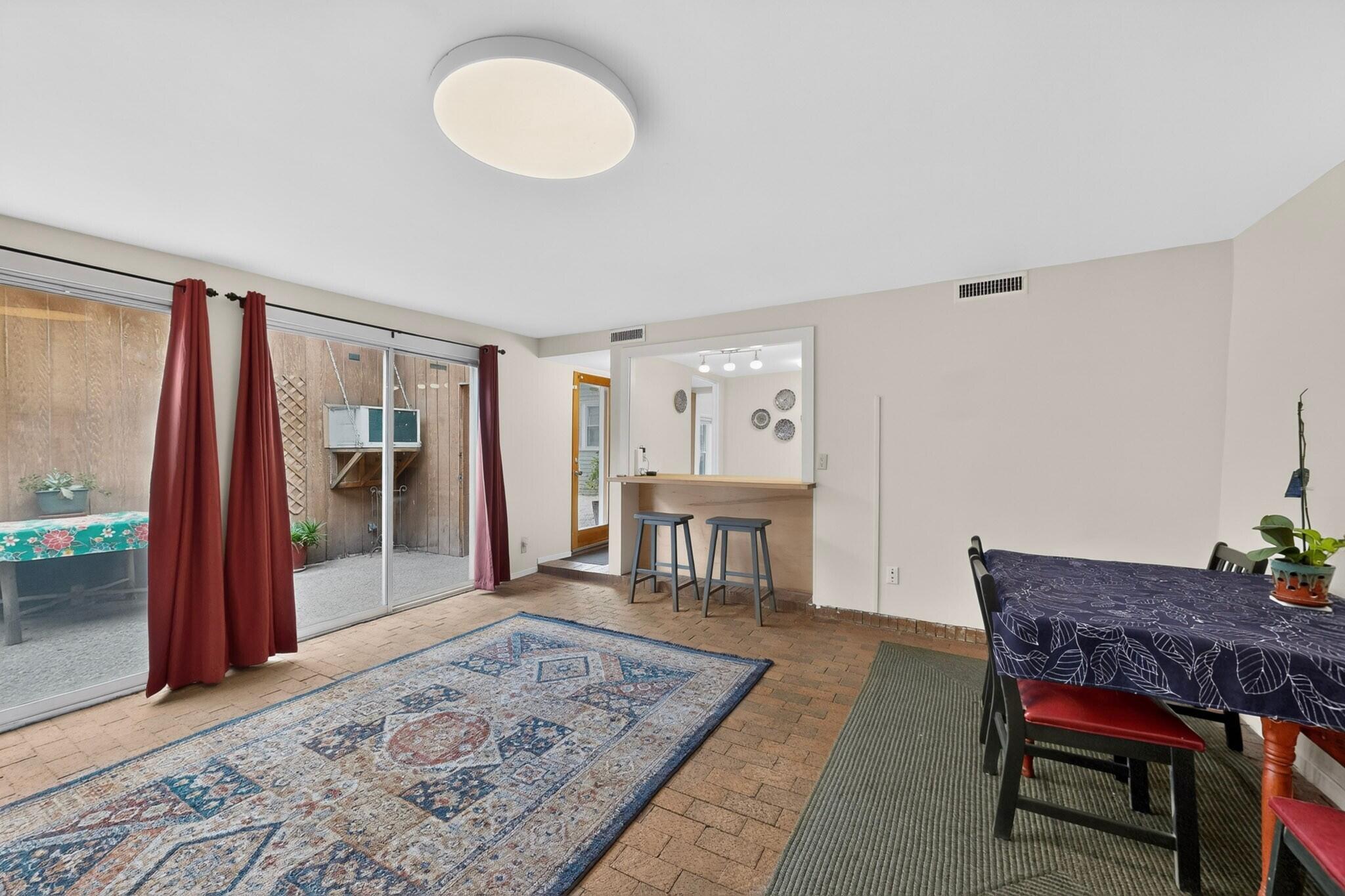 Photo 16 — 314 12th Street NW