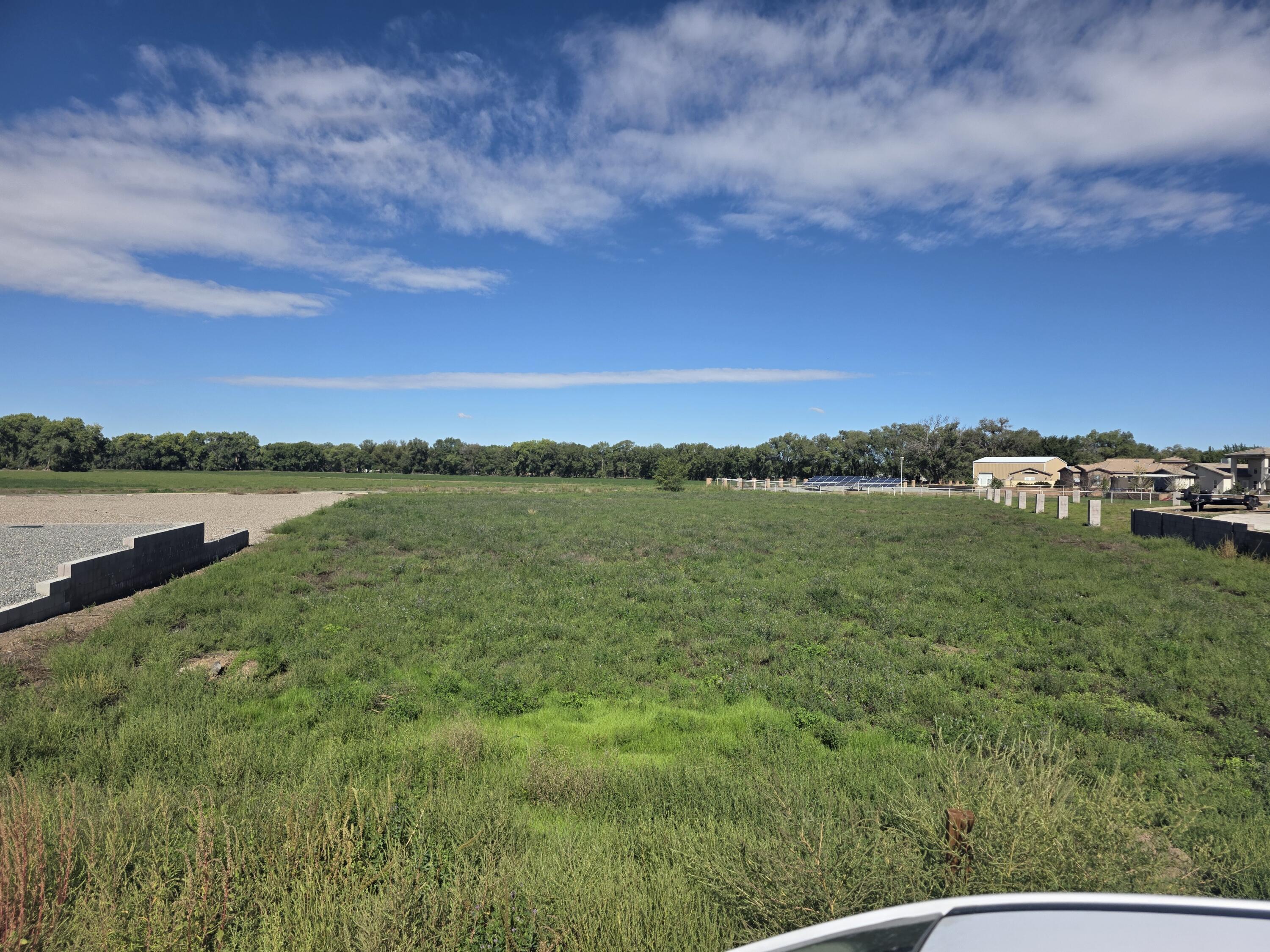 Photo 2 — 811 Brahma Court