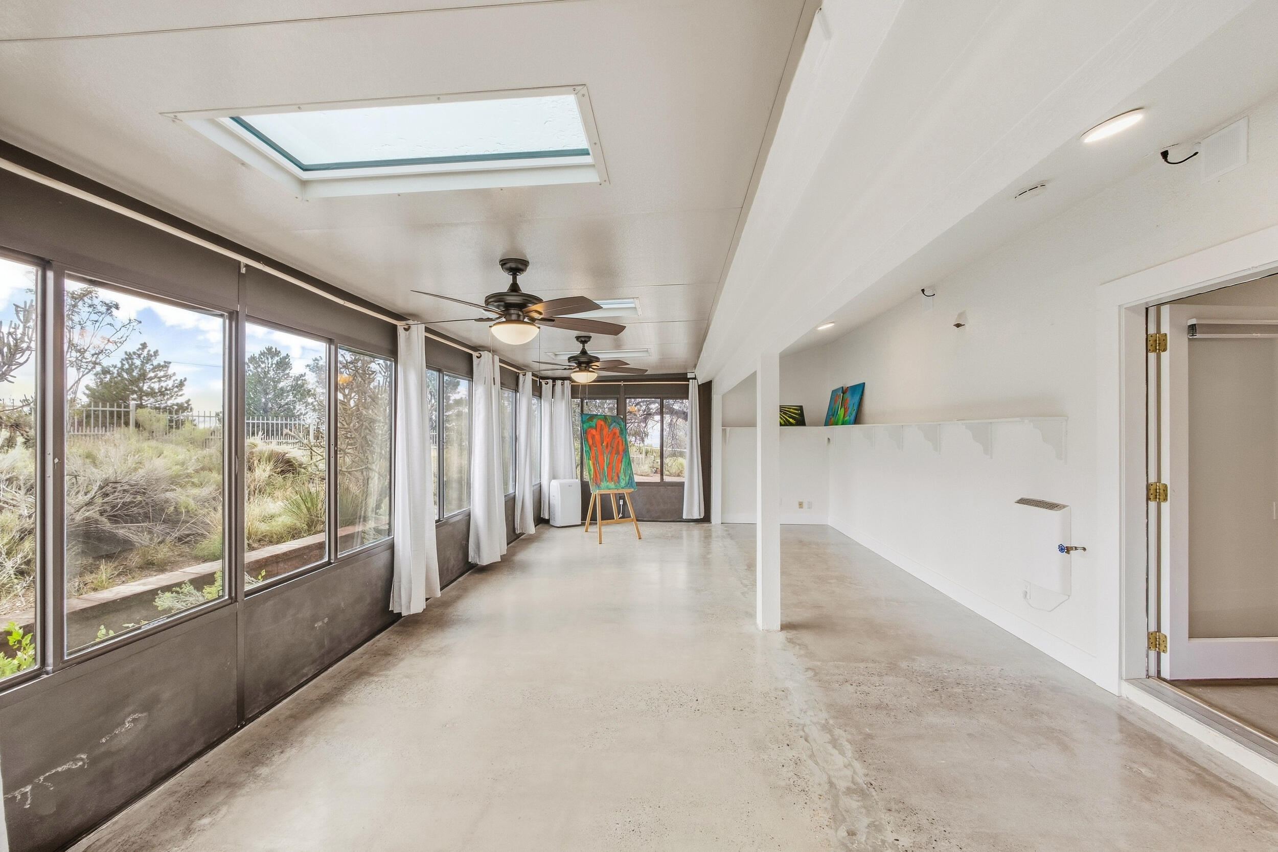 Photo 3 — 12501 Oakland Avenue NE