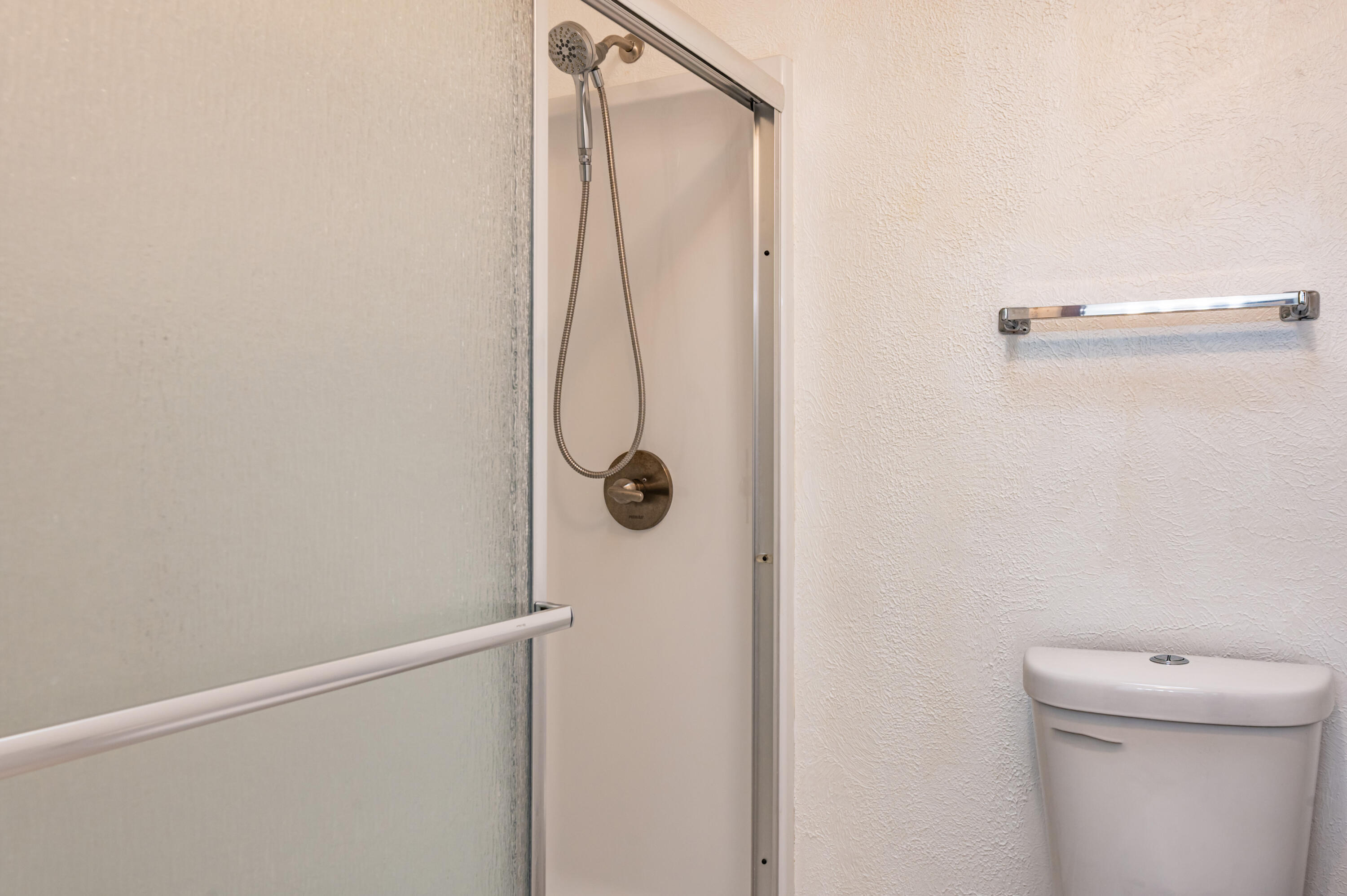 Photo 6 — 13109 Summer Place NE