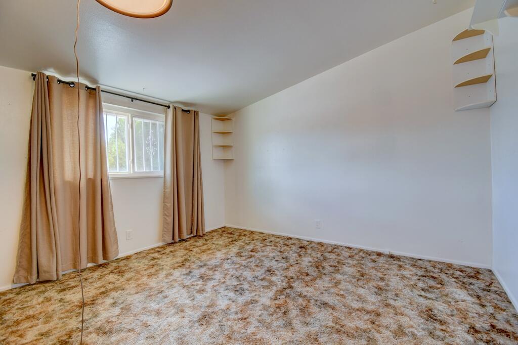 Photo 7 — 4413 Goodrich Avenue NE
