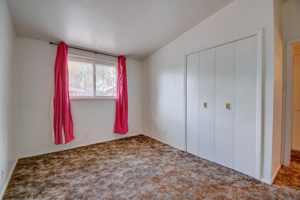 Photo 9 — 4413 Goodrich Avenue NE