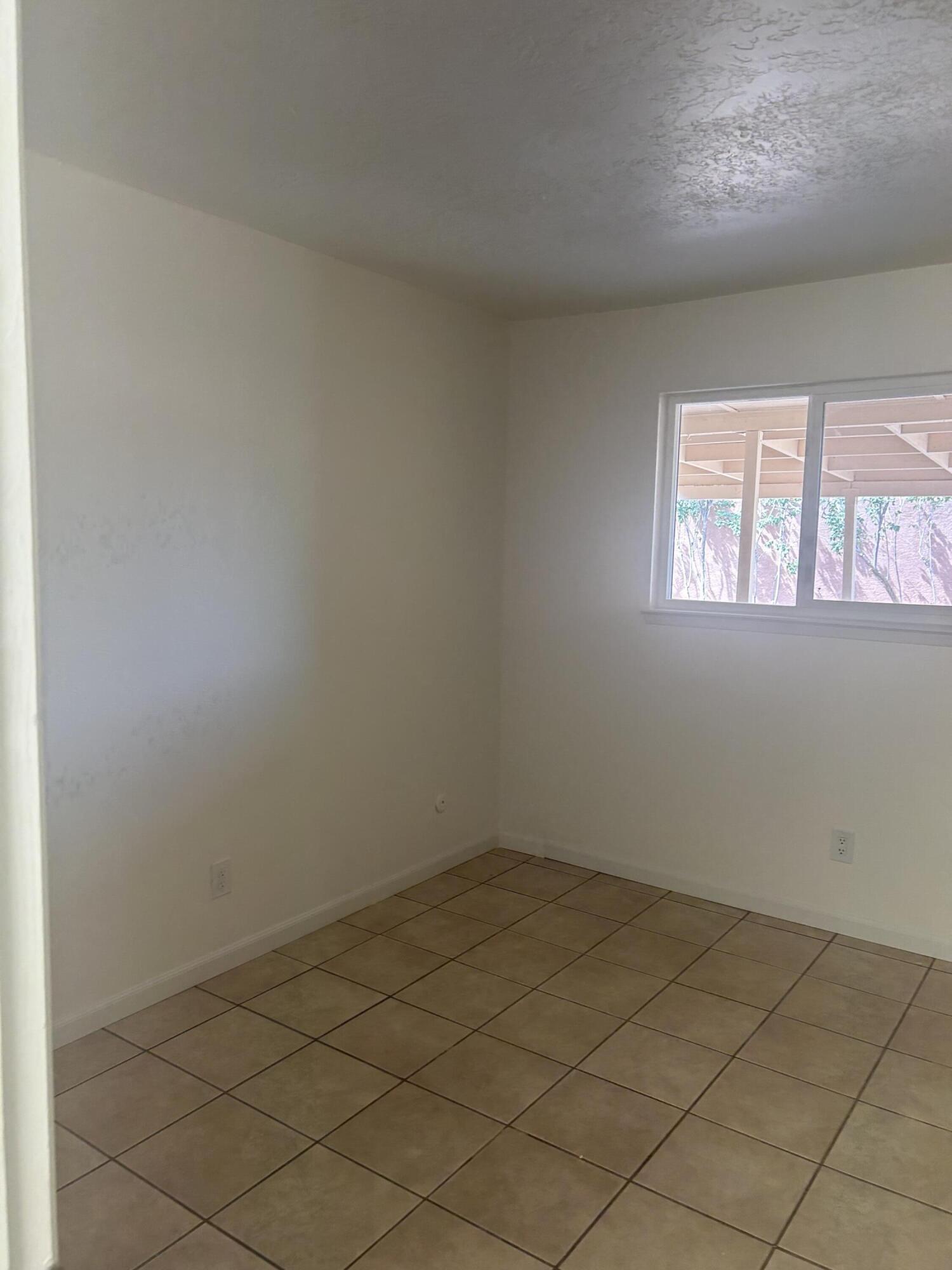 Photo 14 — 13376 Camino Del Norte NE