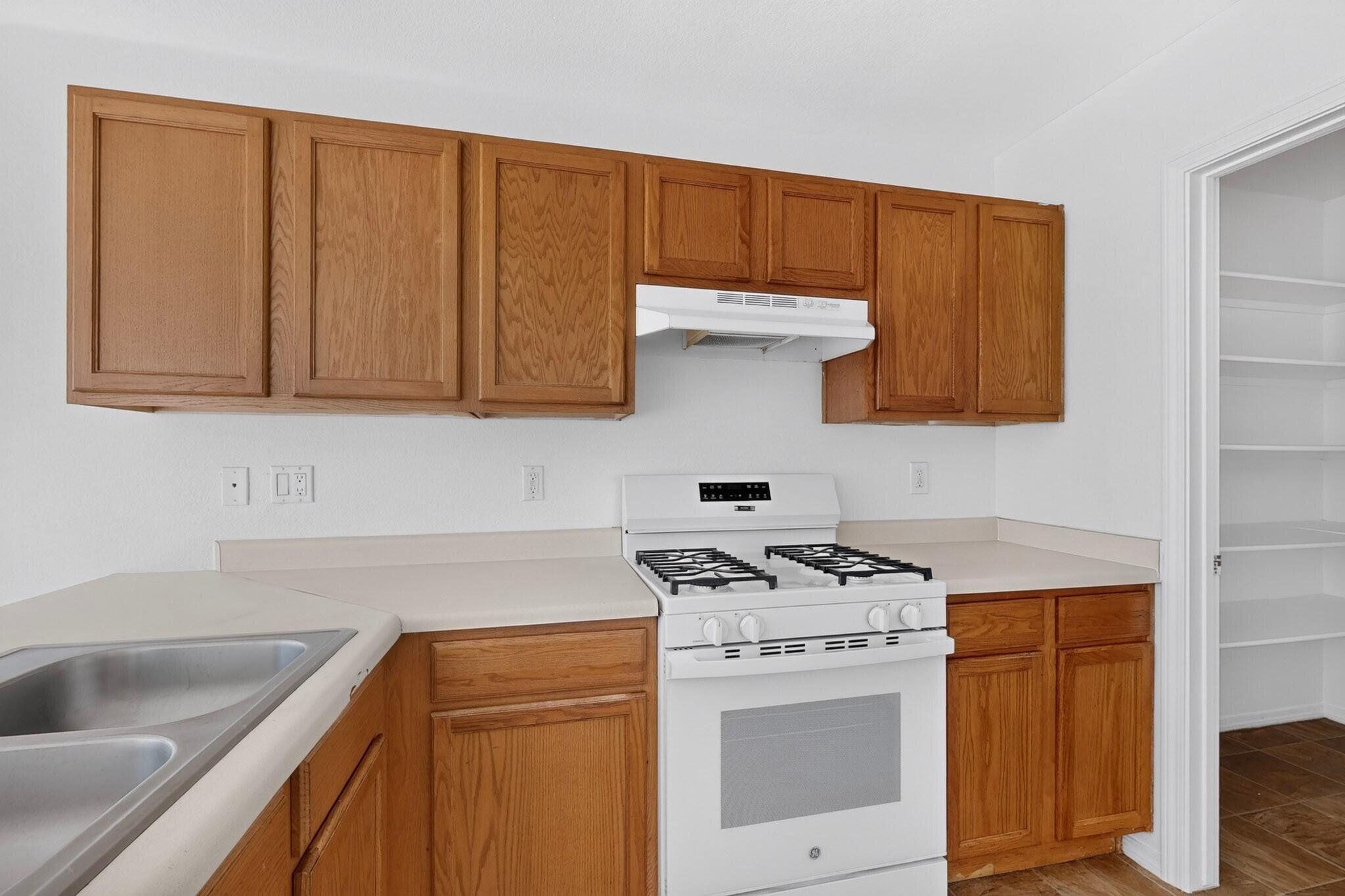 Photo 18 — 6901 Don Xavier Avenue SW