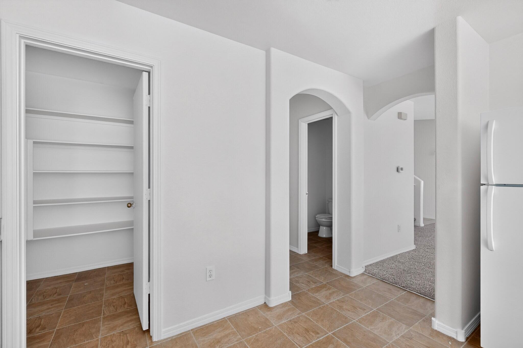 Photo 19 — 6901 Don Xavier Avenue SW
