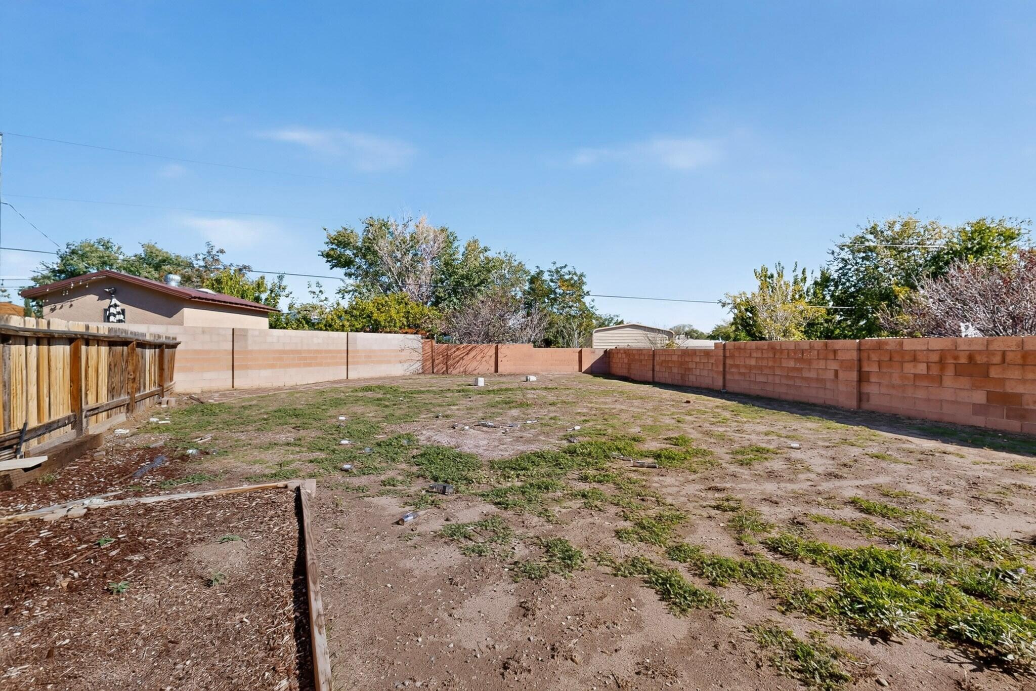 Photo 15 — 6901 Don Xavier Avenue SW