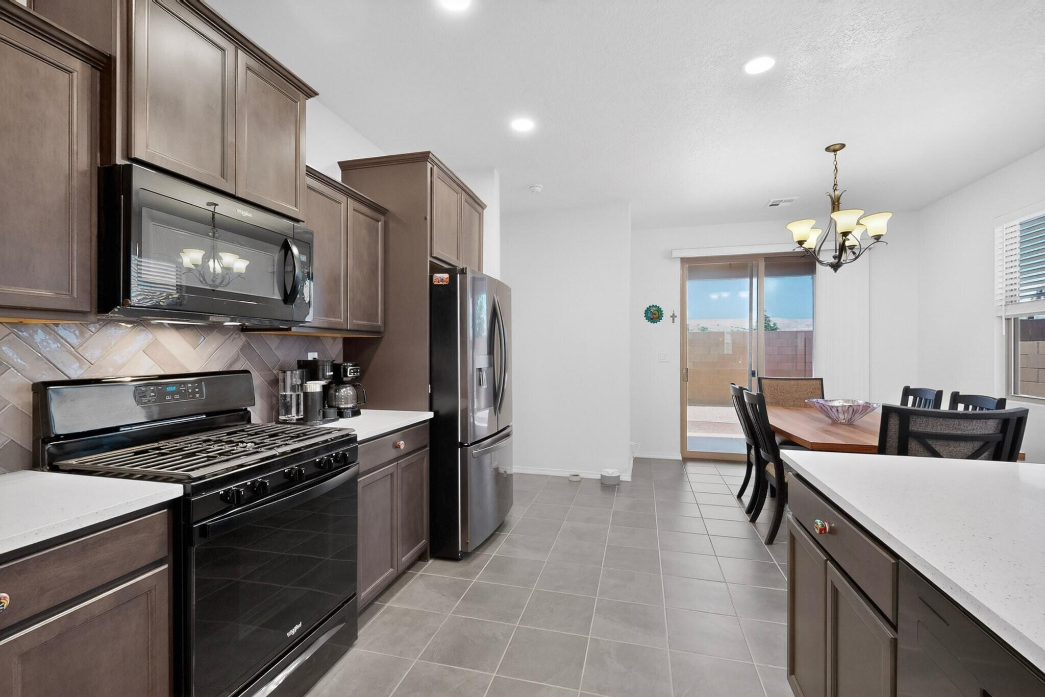 Photo 19 — 4989 Findley Street SW
