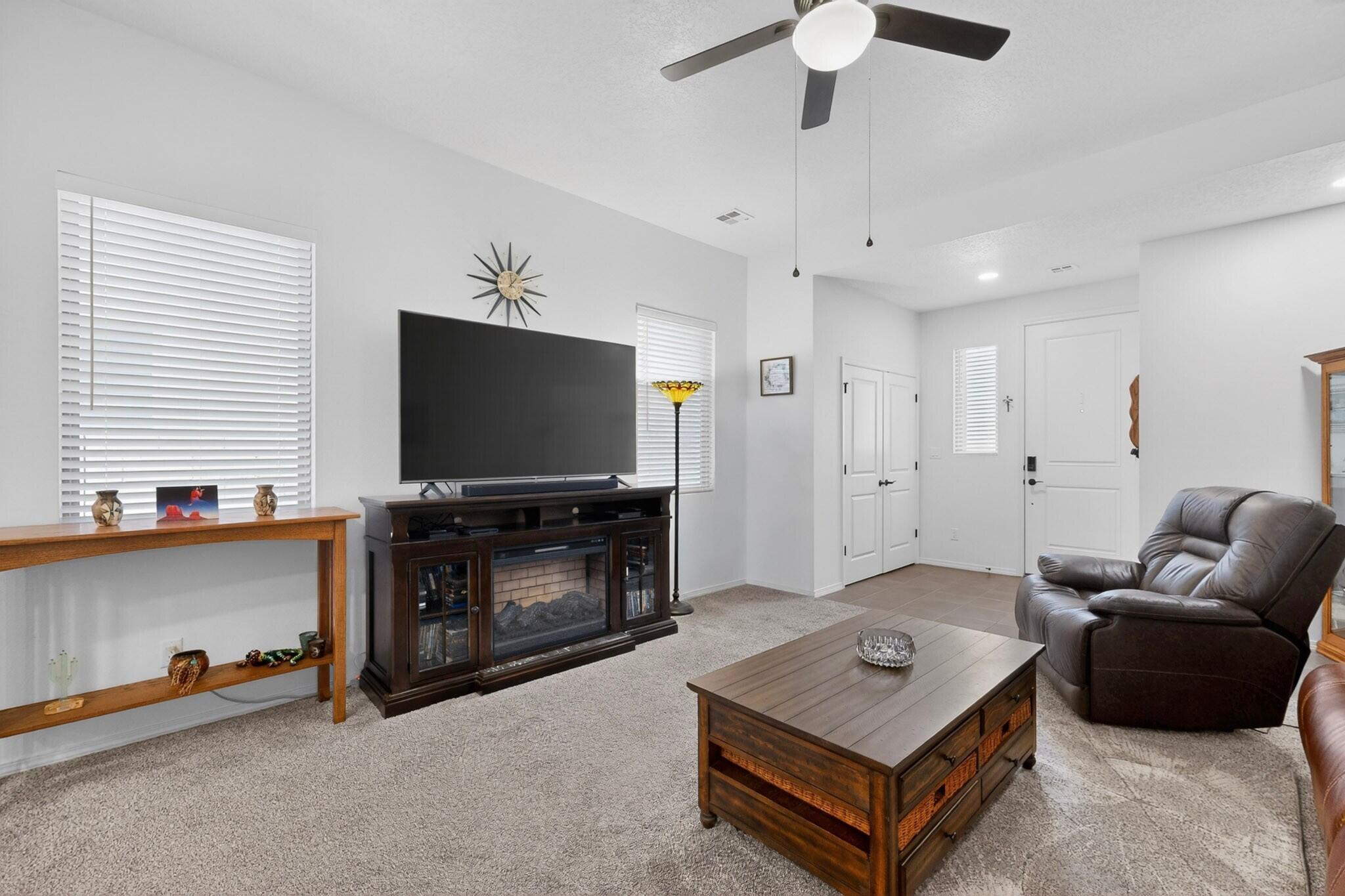 Photo 13 — 4989 Findley Street SW