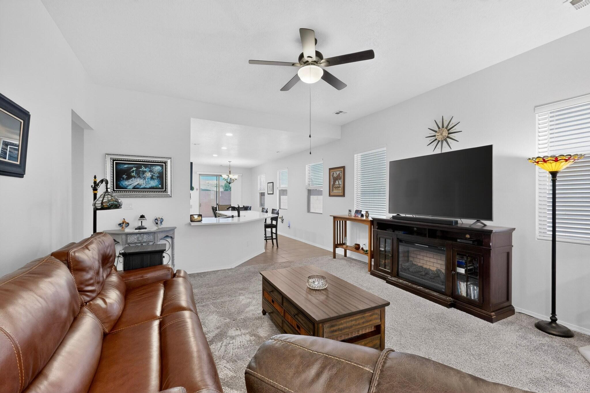 Photo 15 — 4989 Findley Street SW