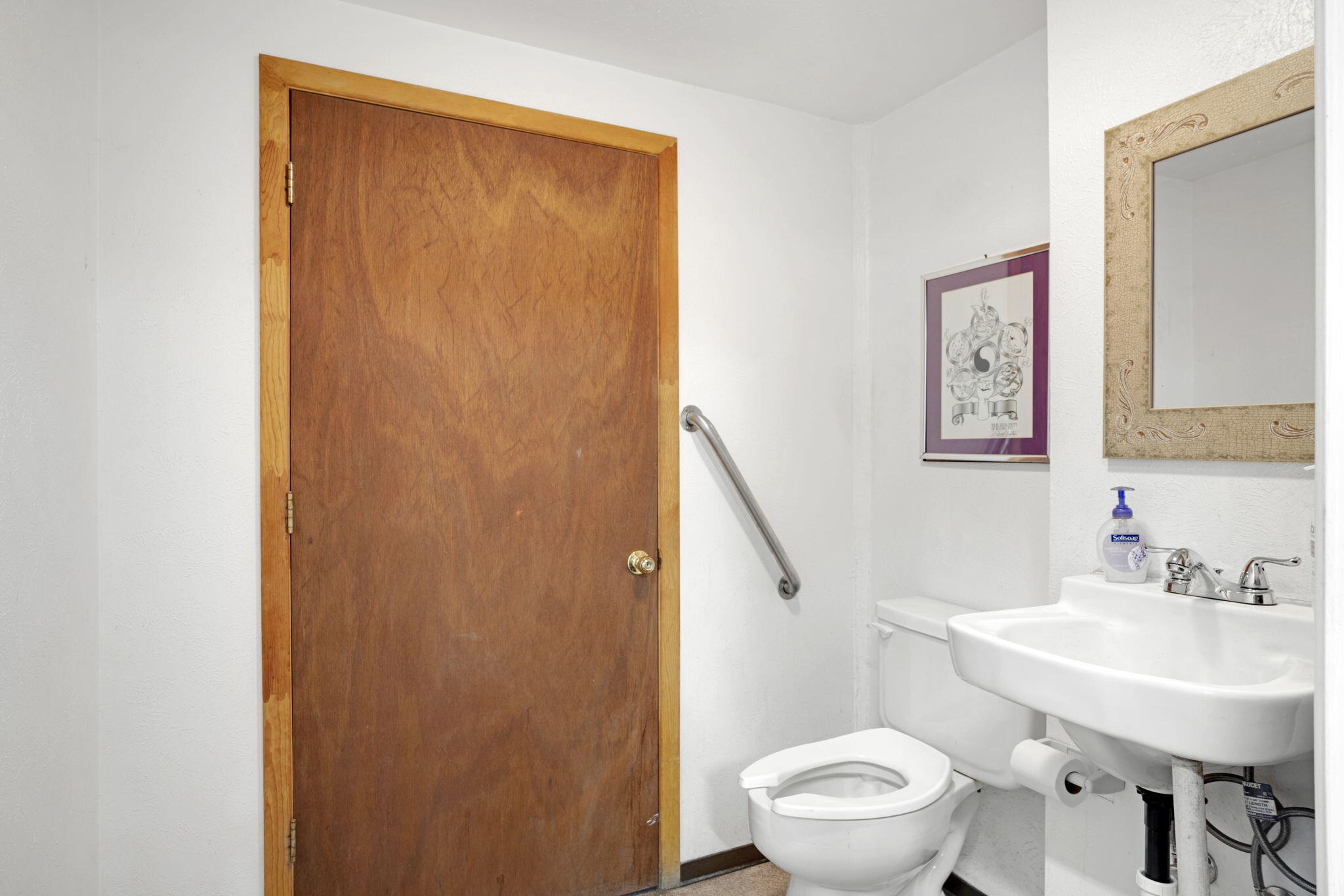 Photo 11 — 427 Adams Street SE