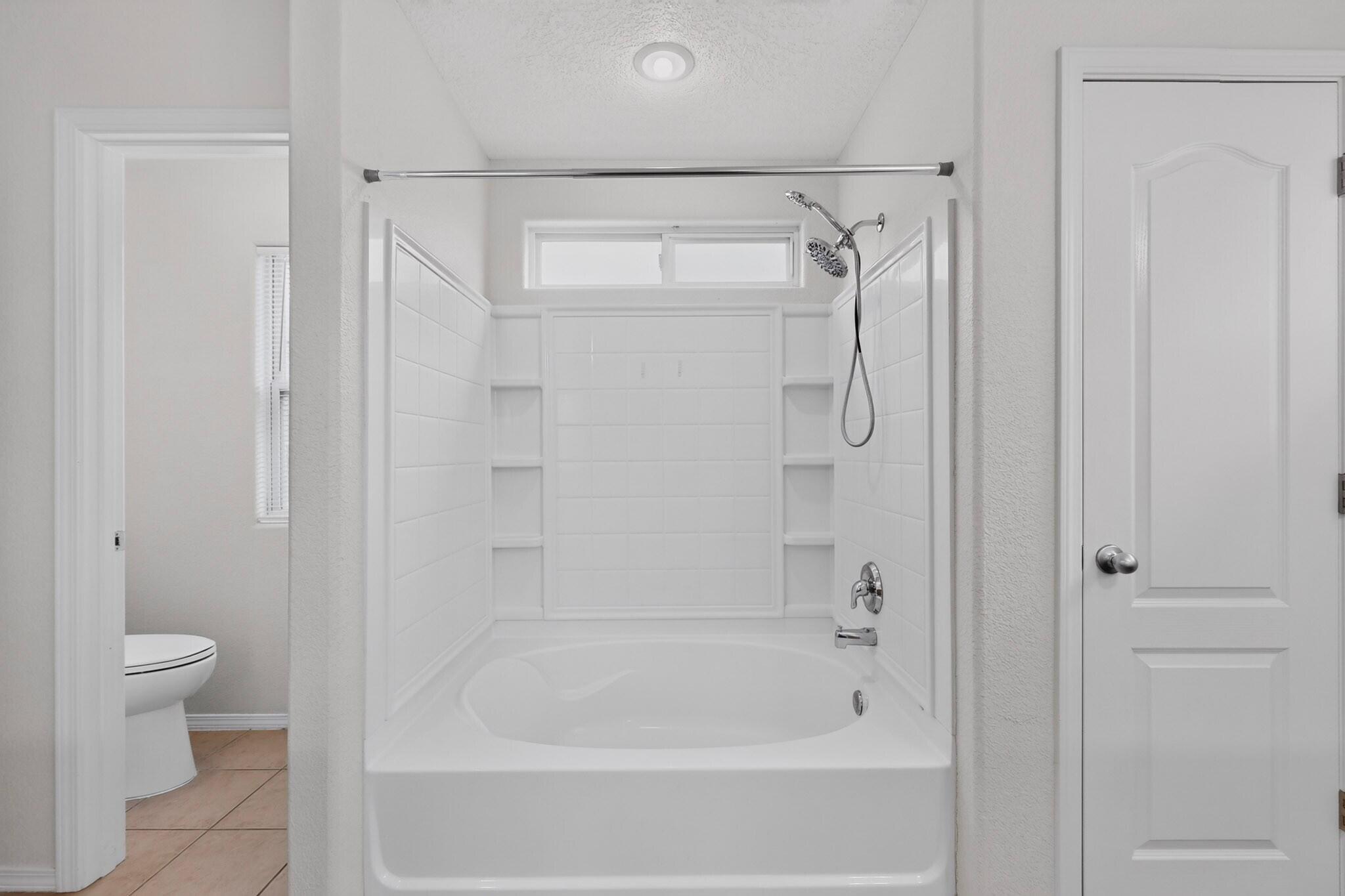 Photo 12 — 709 Los Viejos Drive SW
