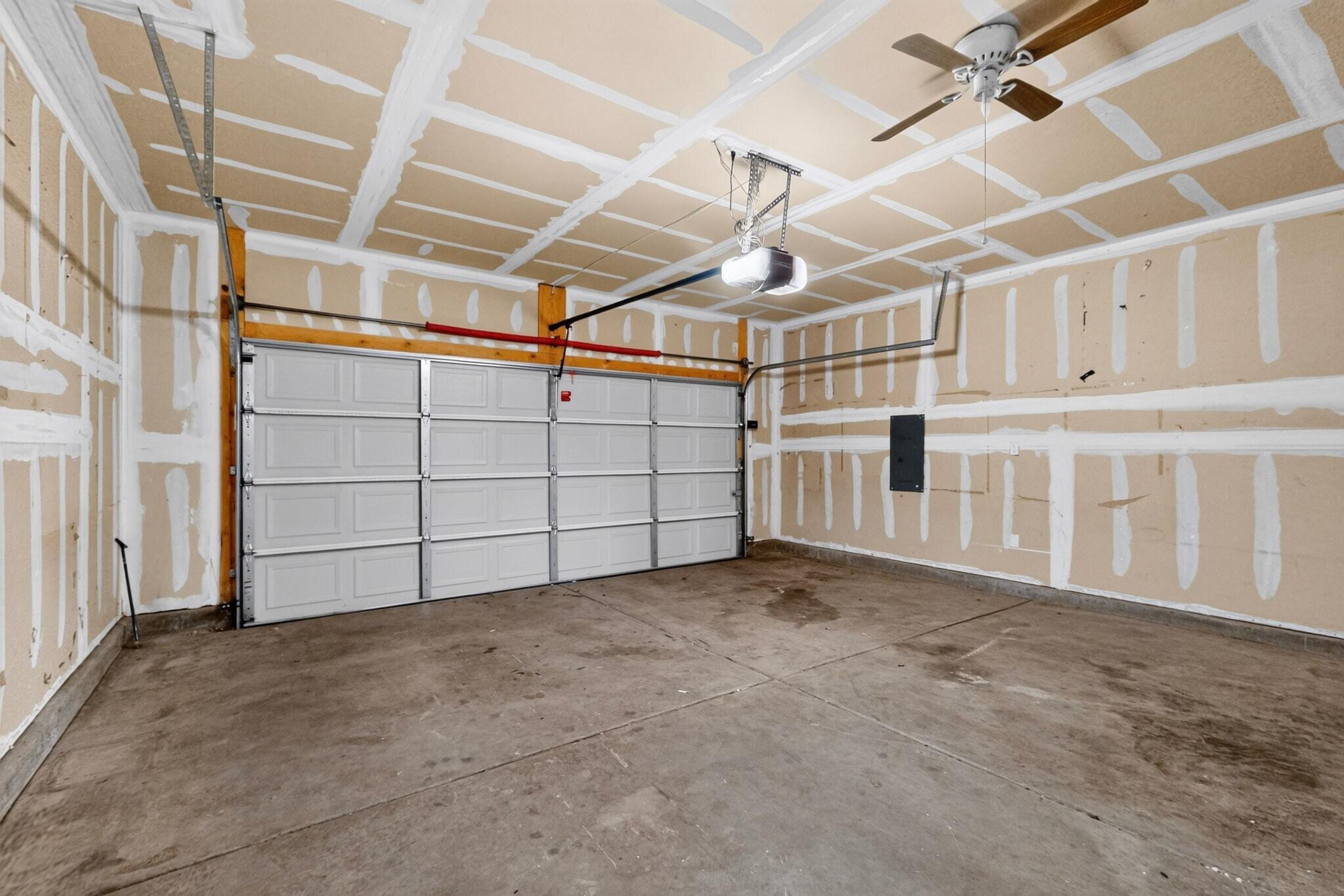 Photo 4 — 709 Los Viejos Drive SW