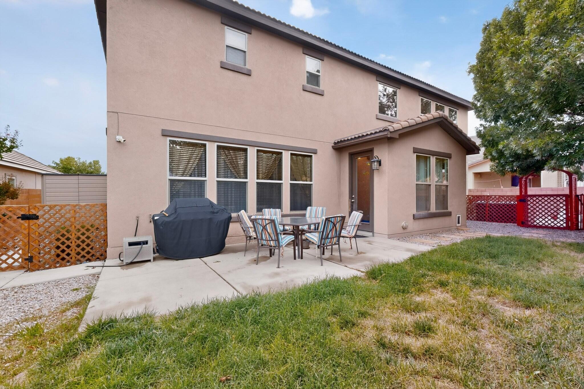 Photo 17 — 8315 Mesa Top Road NW