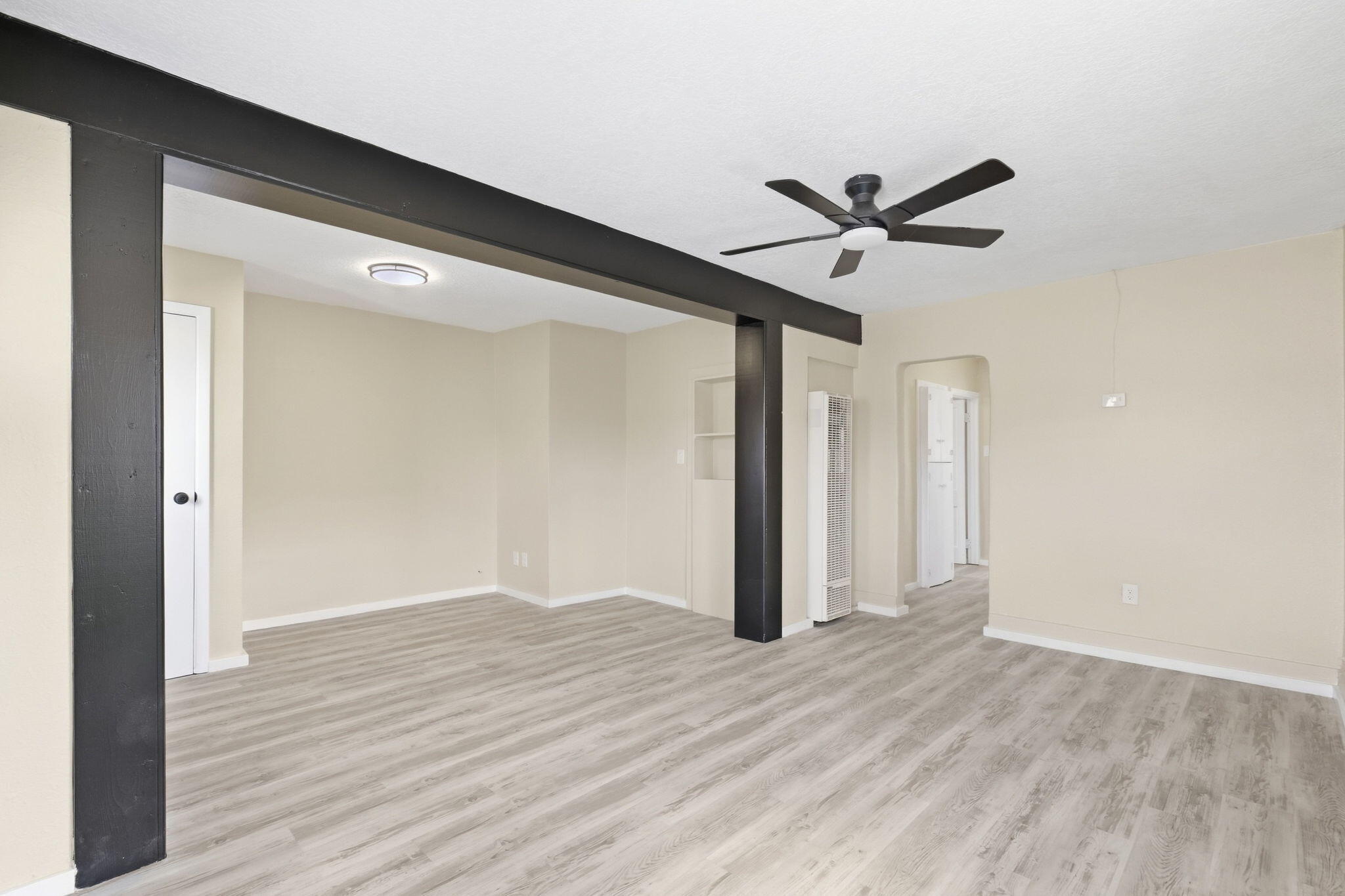 Photo 20 — 526 Apache Avenue NW
