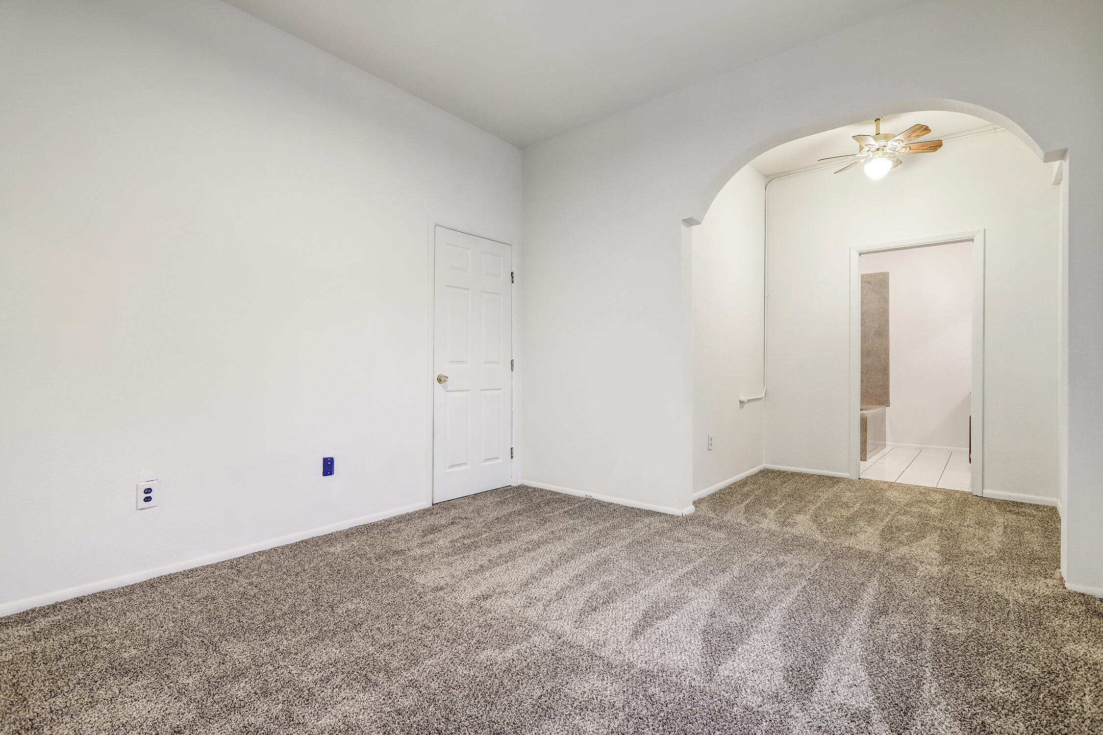 Photo 12 — 1114 10th Street NW
