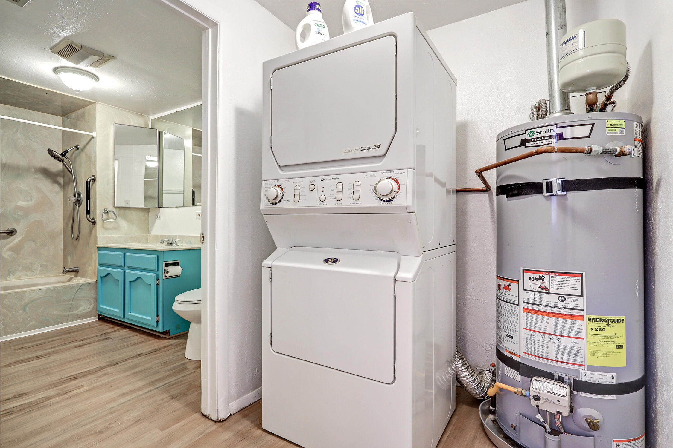 Photo 18 — 1114 10th Street NW