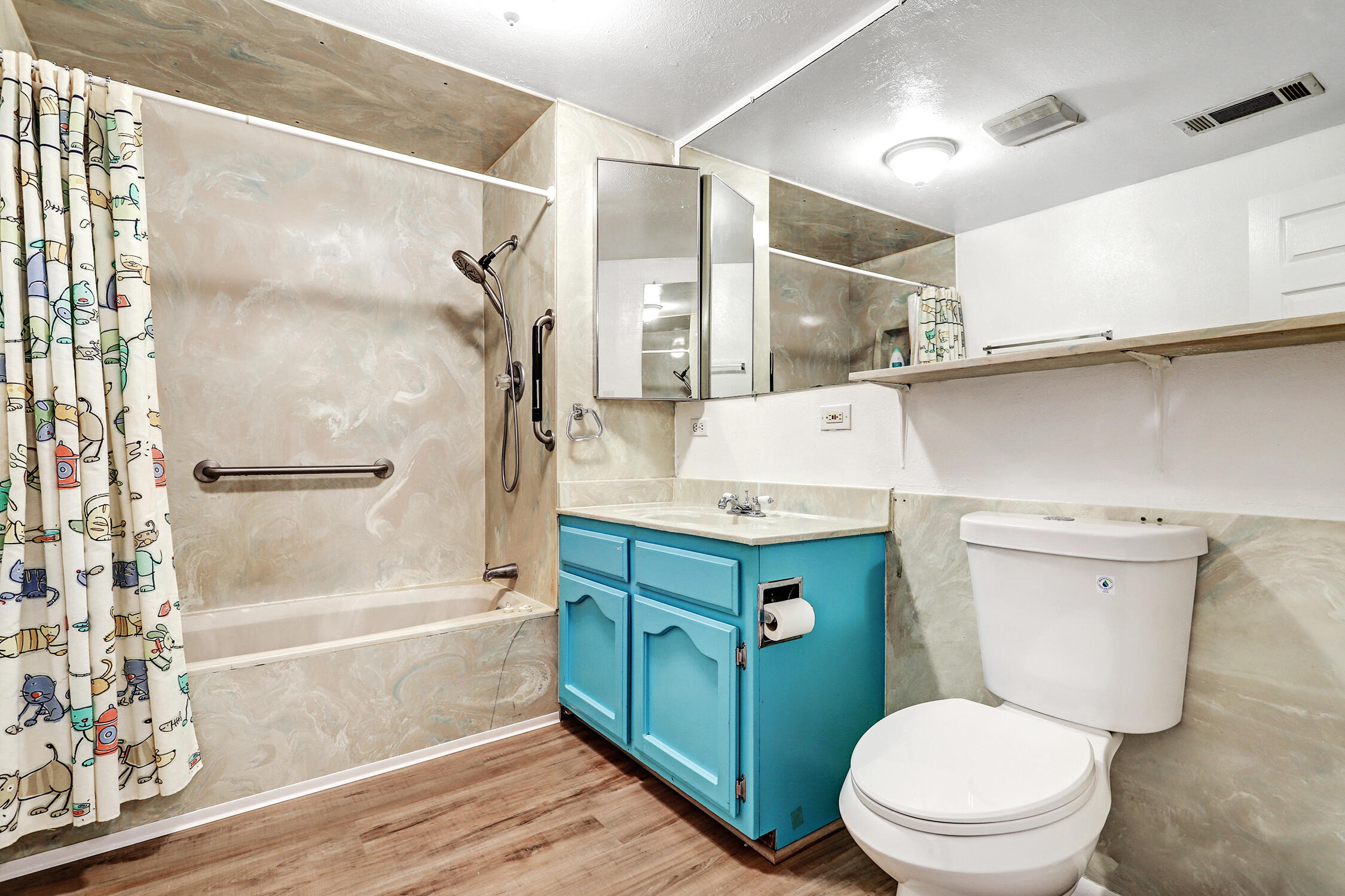 Photo 19 — 1114 10th Street NW