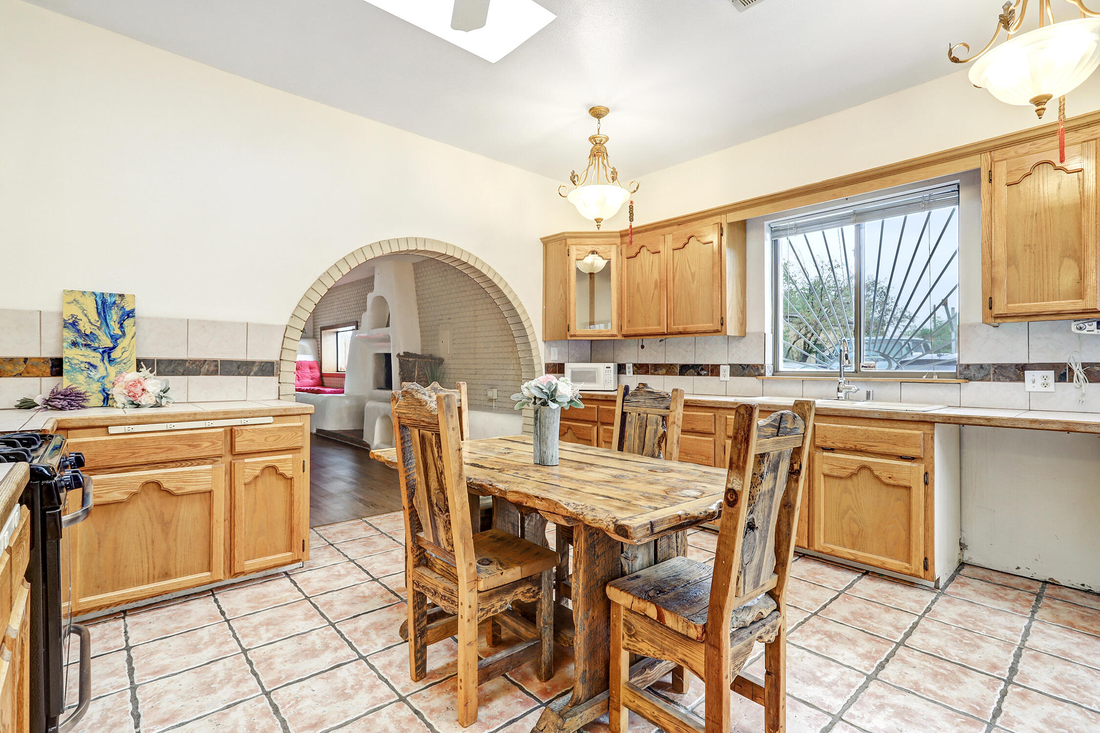 Photo 5 — 1114 10th Street NW