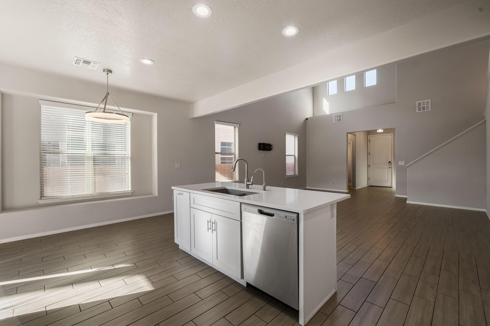 Photo 19 — 8722 Sevano Circle NE