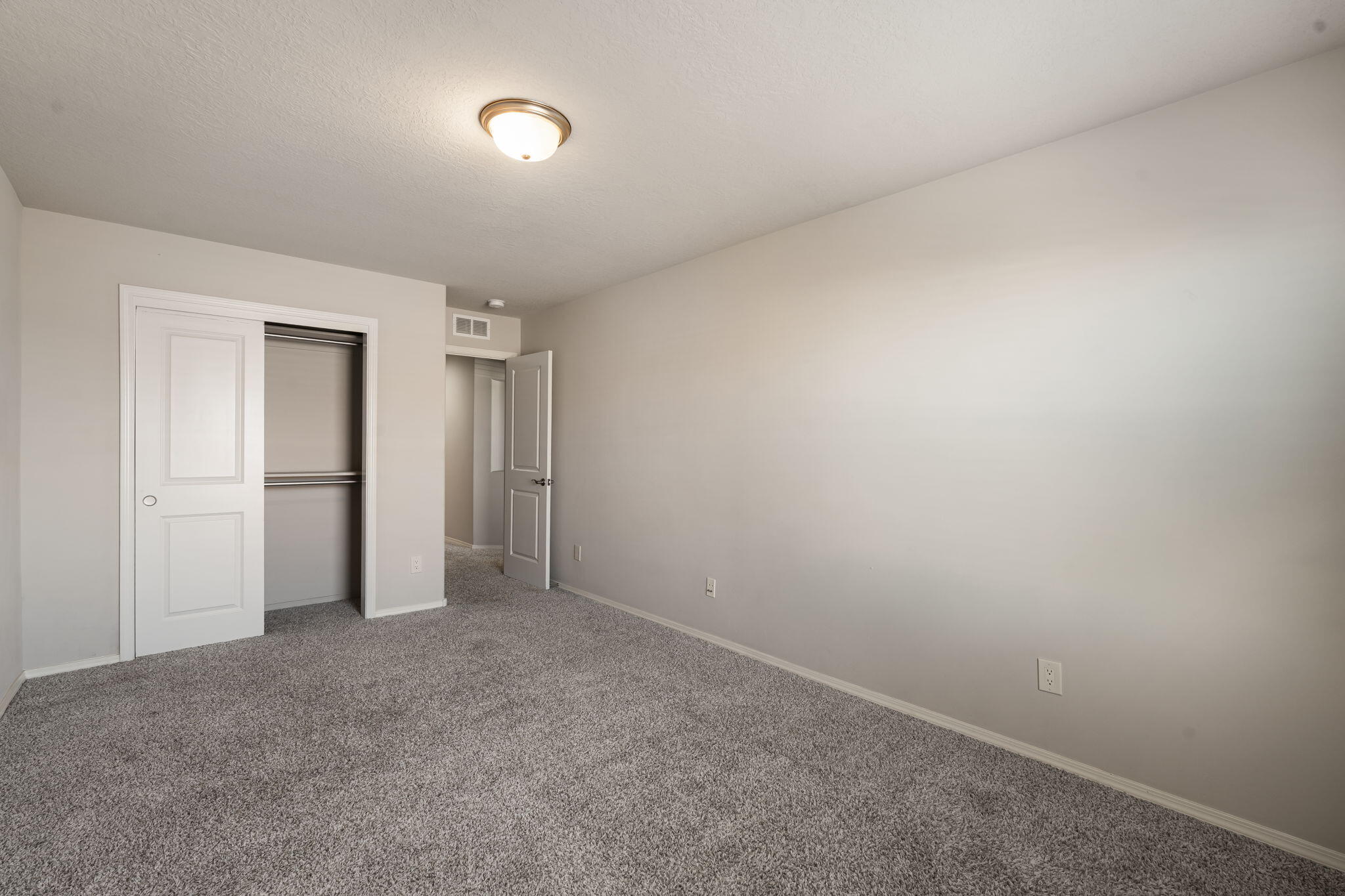 Photo 3 — 8722 Sevano Circle NE