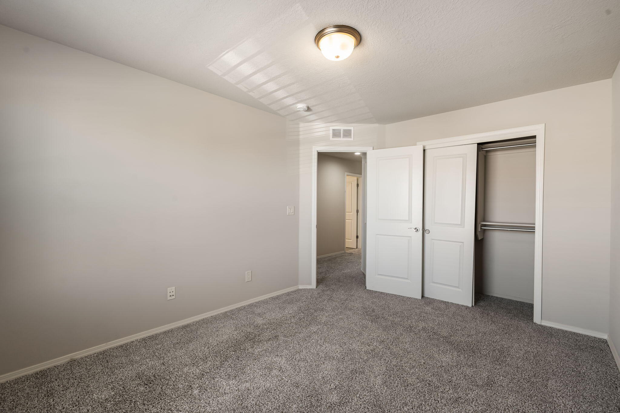 Photo 5 — 8722 Sevano Circle NE