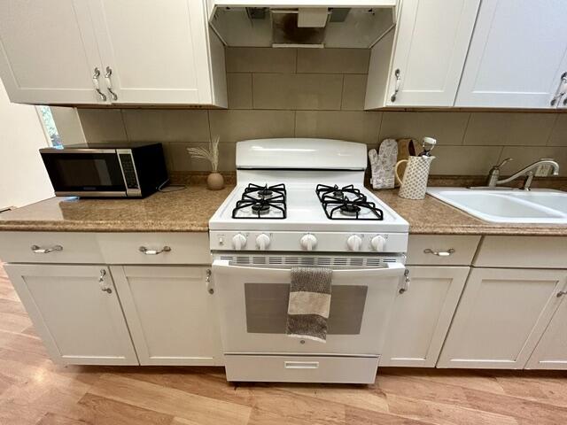 Photo 5 — 3800 Denise Court NE